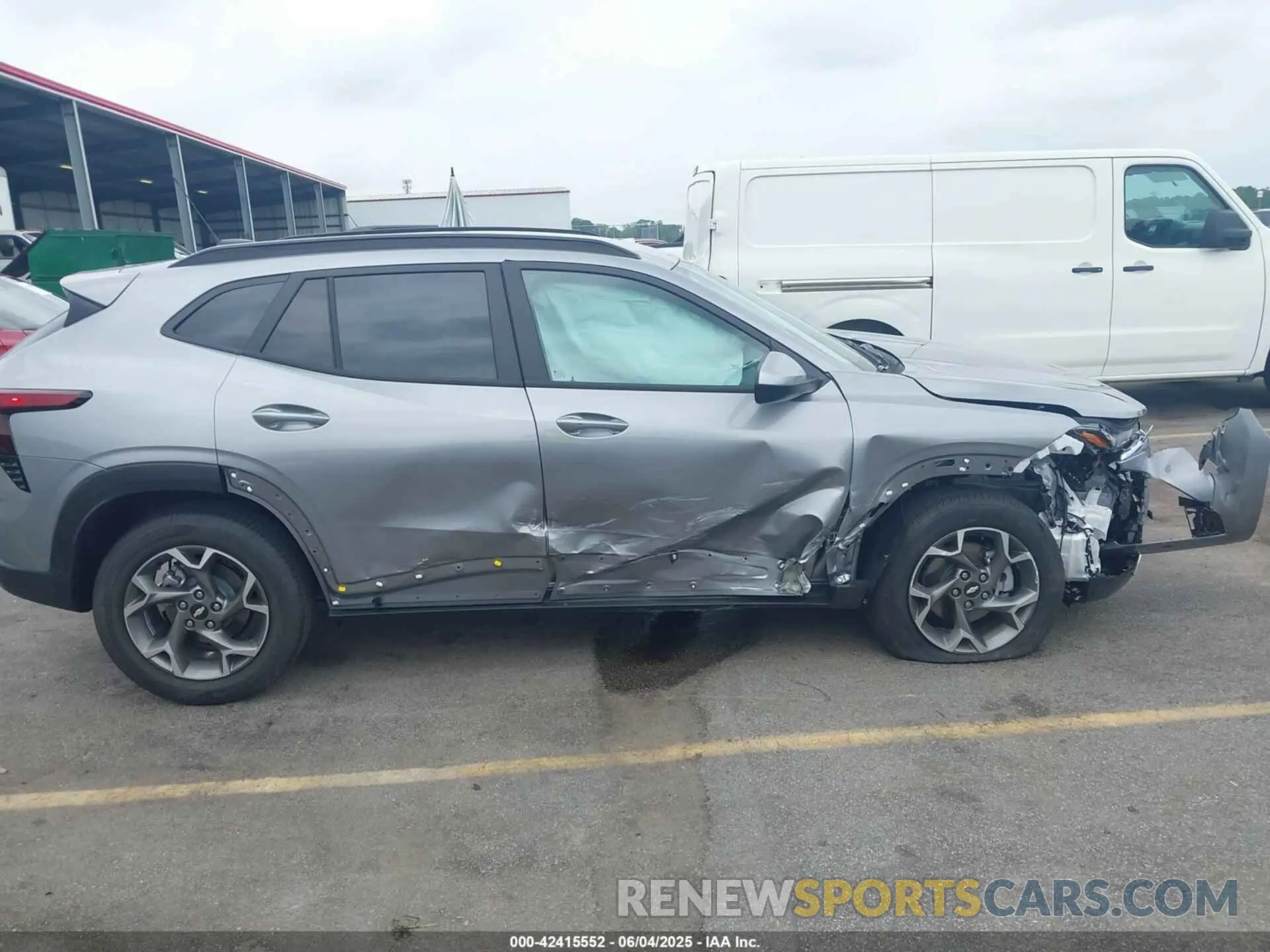 13 Photograph of a damaged car KL77LHEP0SC250668 CHEVROLET TRAX 2025
