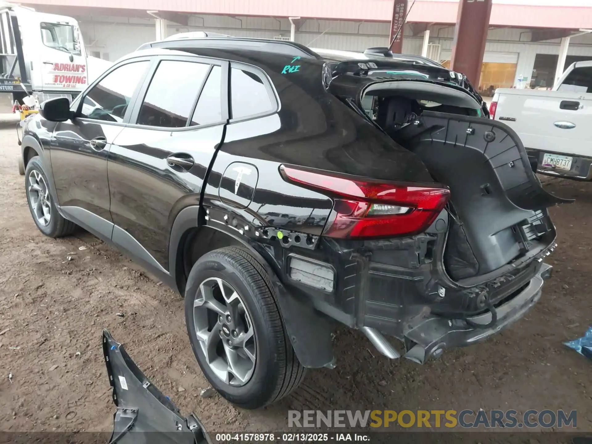 3 Photograph of a damaged car KL77LHEP1SC017947 CHEVROLET TRAX 2025