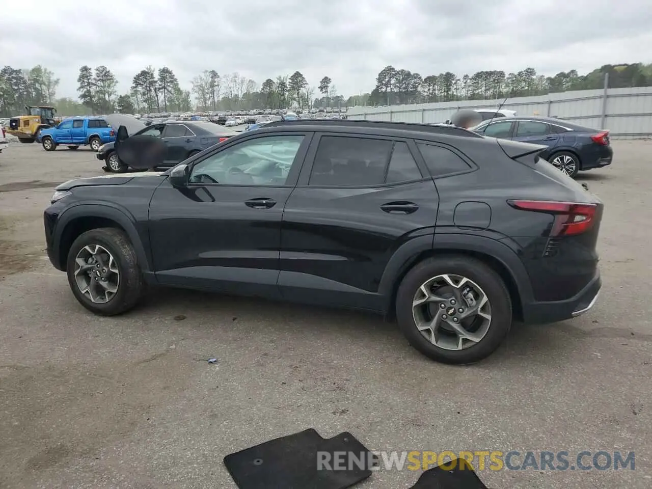 2 Photograph of a damaged car KL77LHEP1SC039060 CHEVROLET TRAX 2025