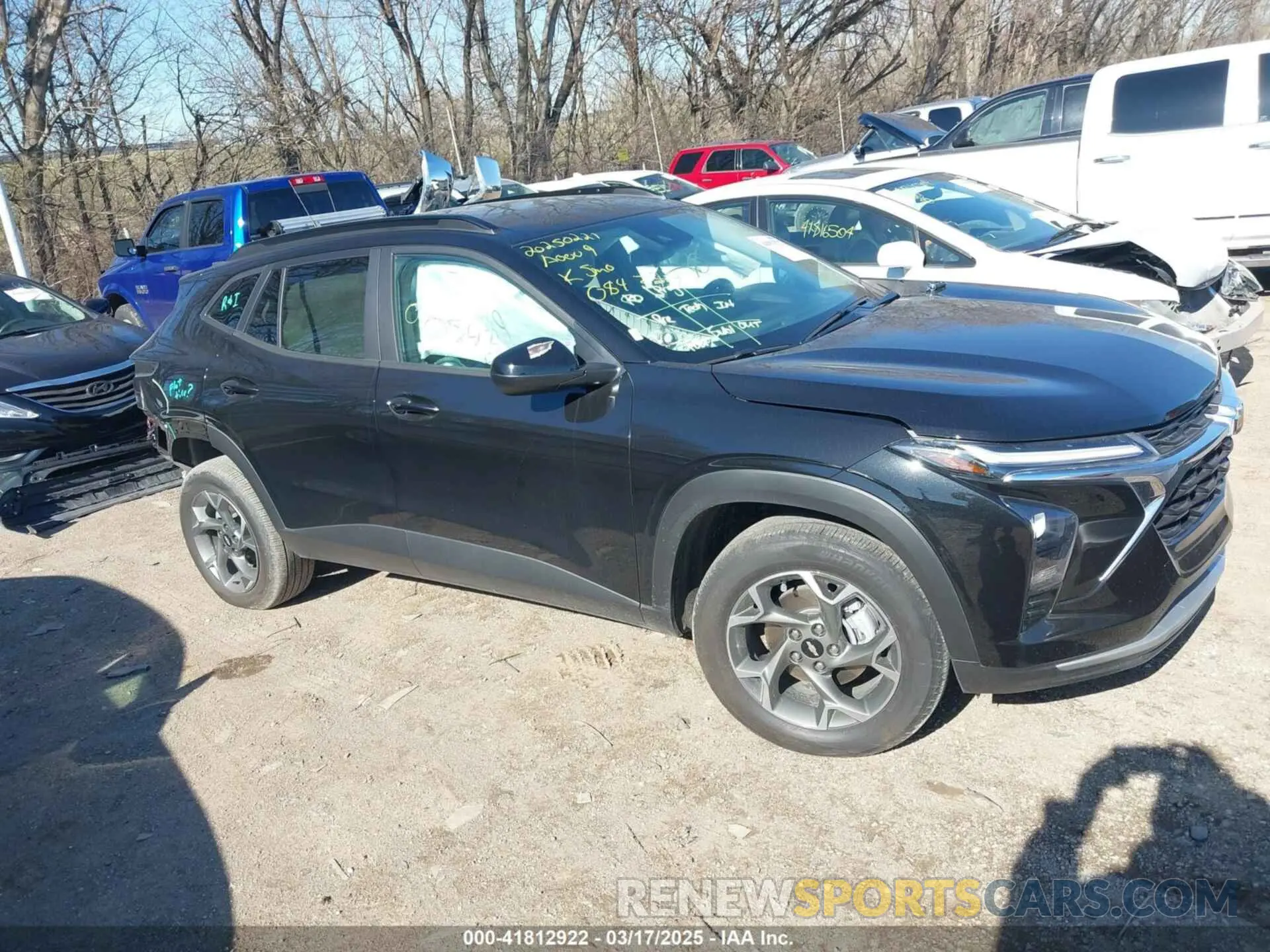 1 Photograph of a damaged car KL77LHEP1SC084399 CHEVROLET TRAX 2025