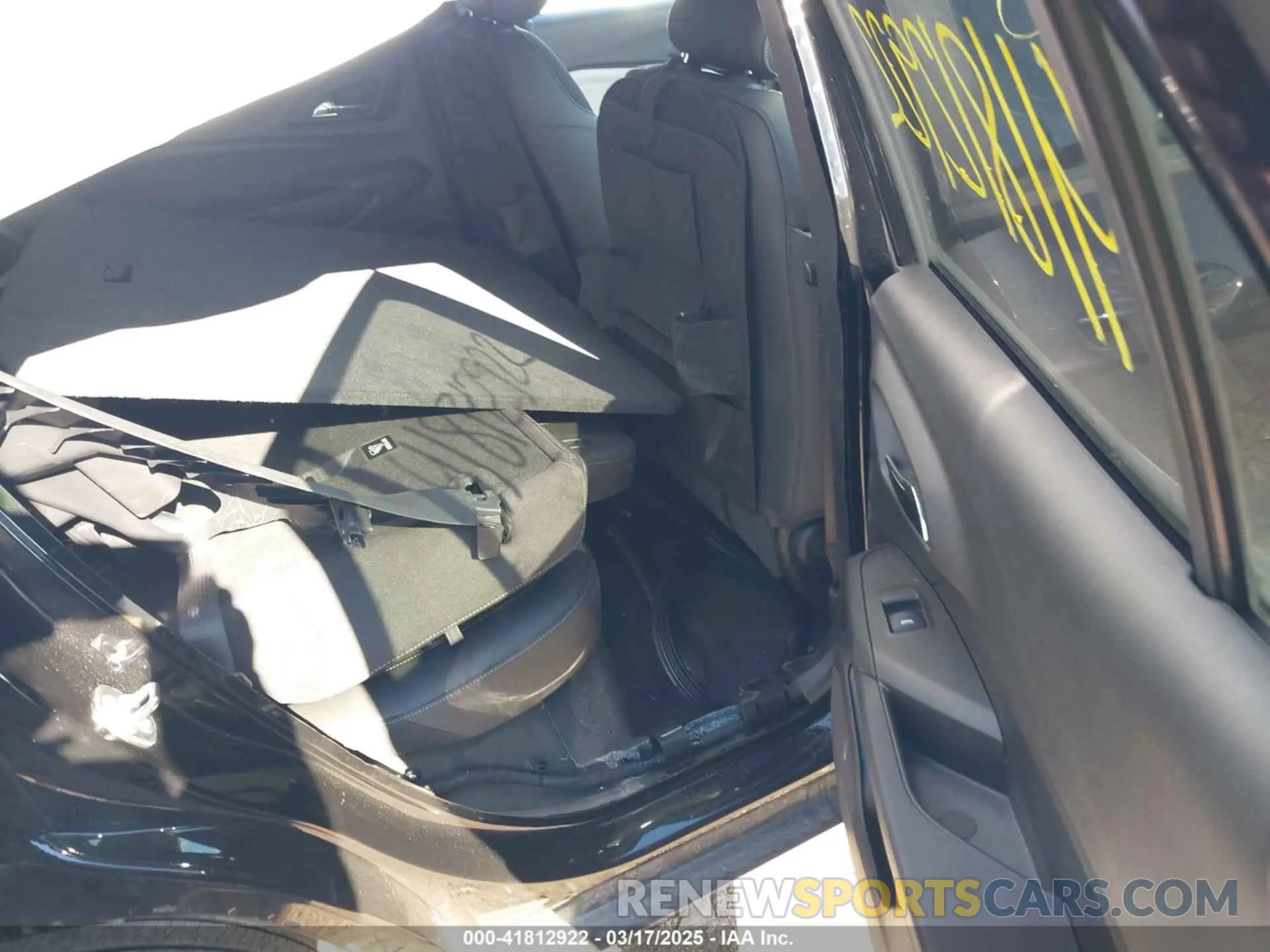 8 Photograph of a damaged car KL77LHEP1SC084399 CHEVROLET TRAX 2025