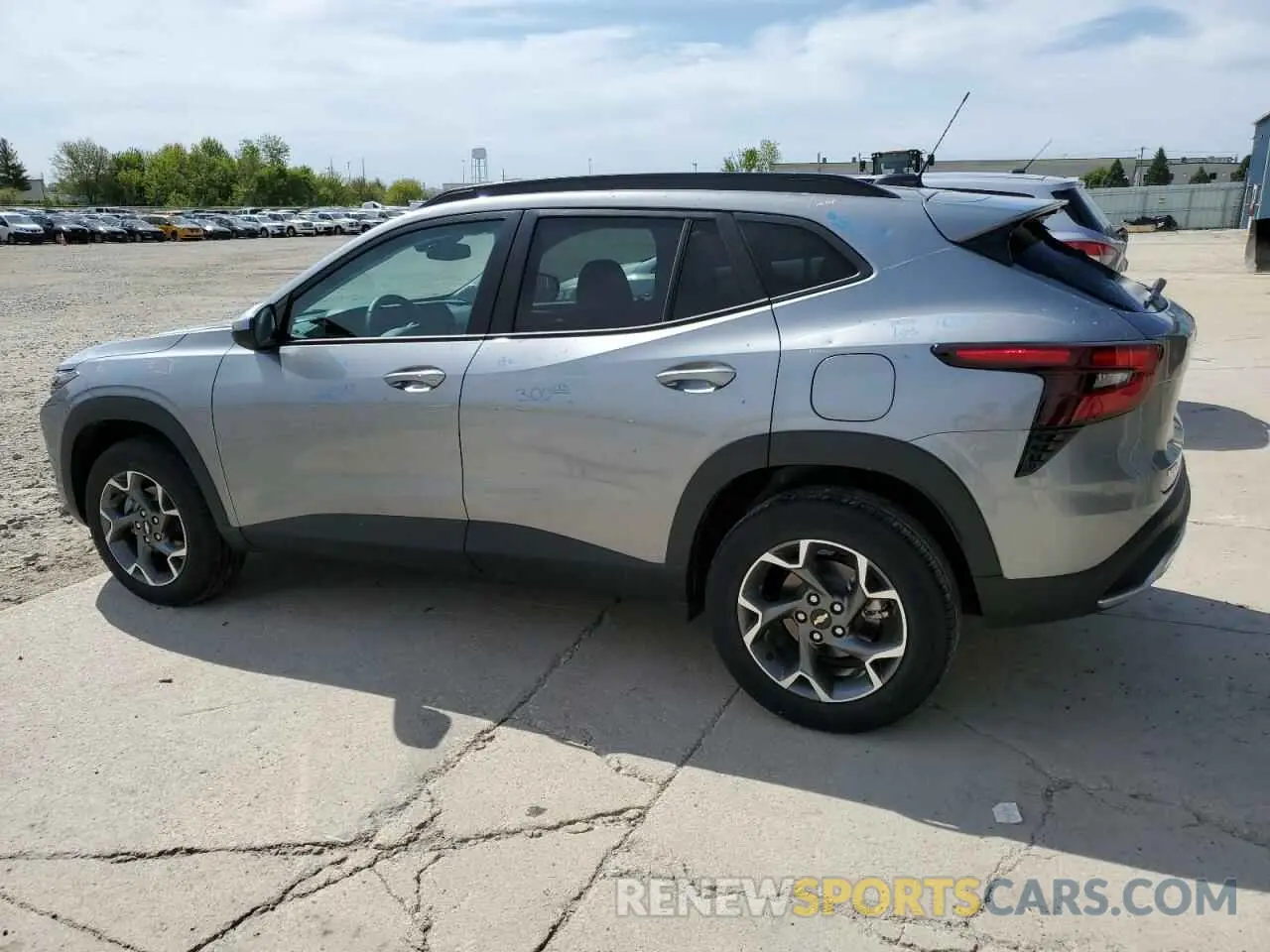 2 Photograph of a damaged car KL77LHEP1SC085066 CHEVROLET TRAX 2025