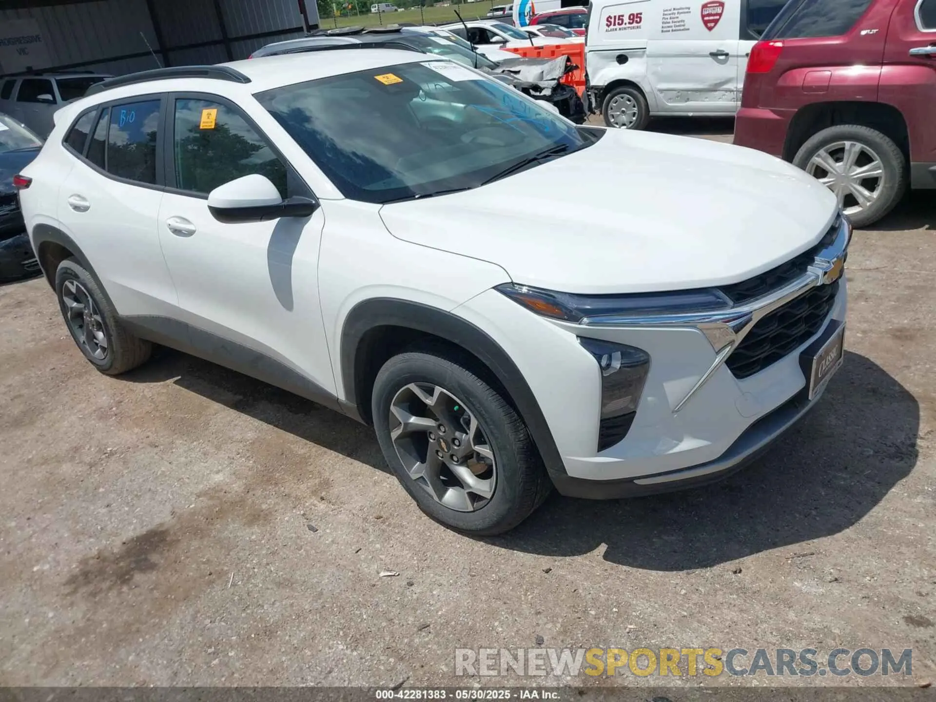 1 Photograph of a damaged car KL77LHEP1SC129261 CHEVROLET TRAX 2025