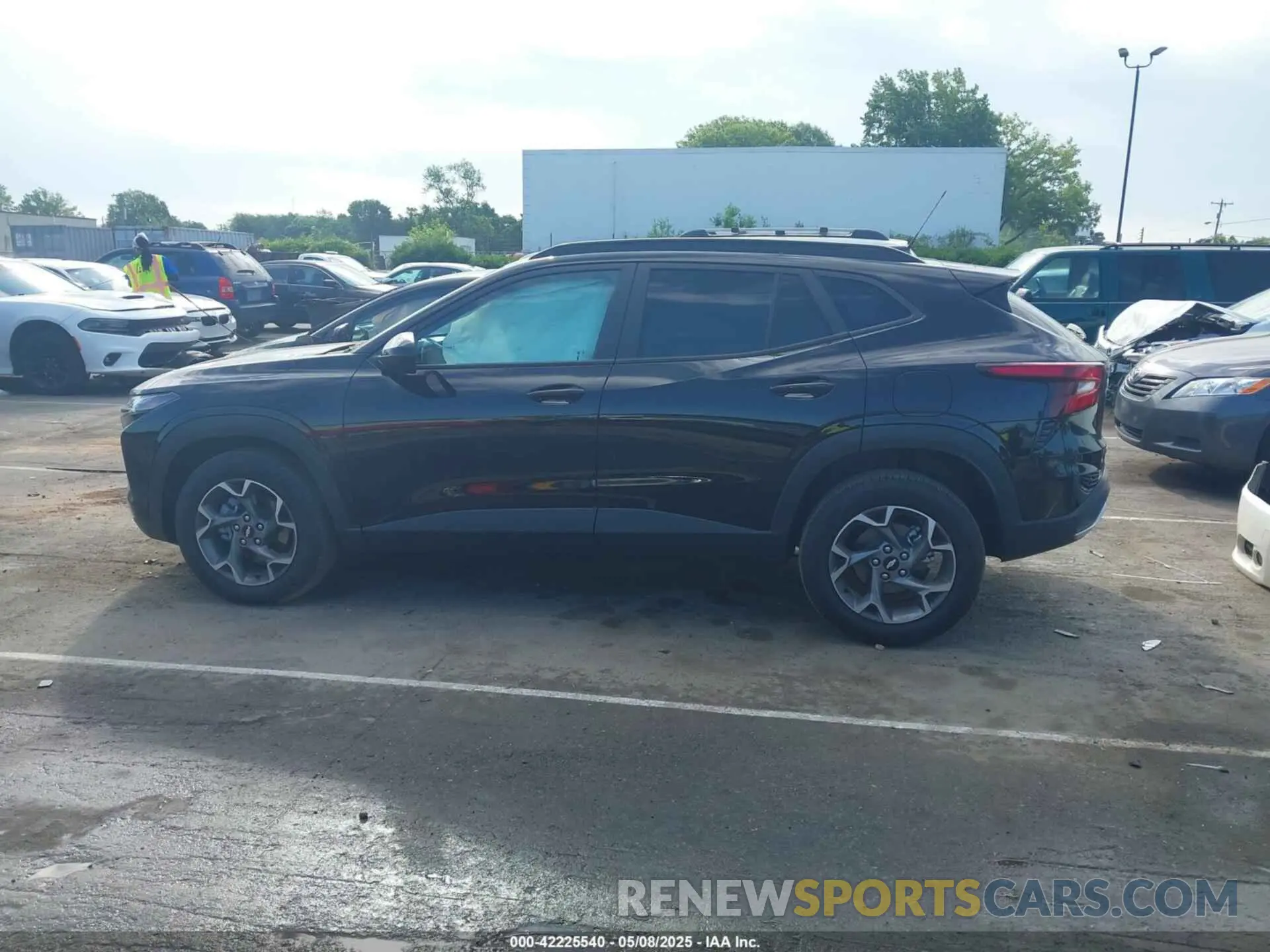 14 Photograph of a damaged car KL77LHEP1SC142916 CHEVROLET TRAX 2025