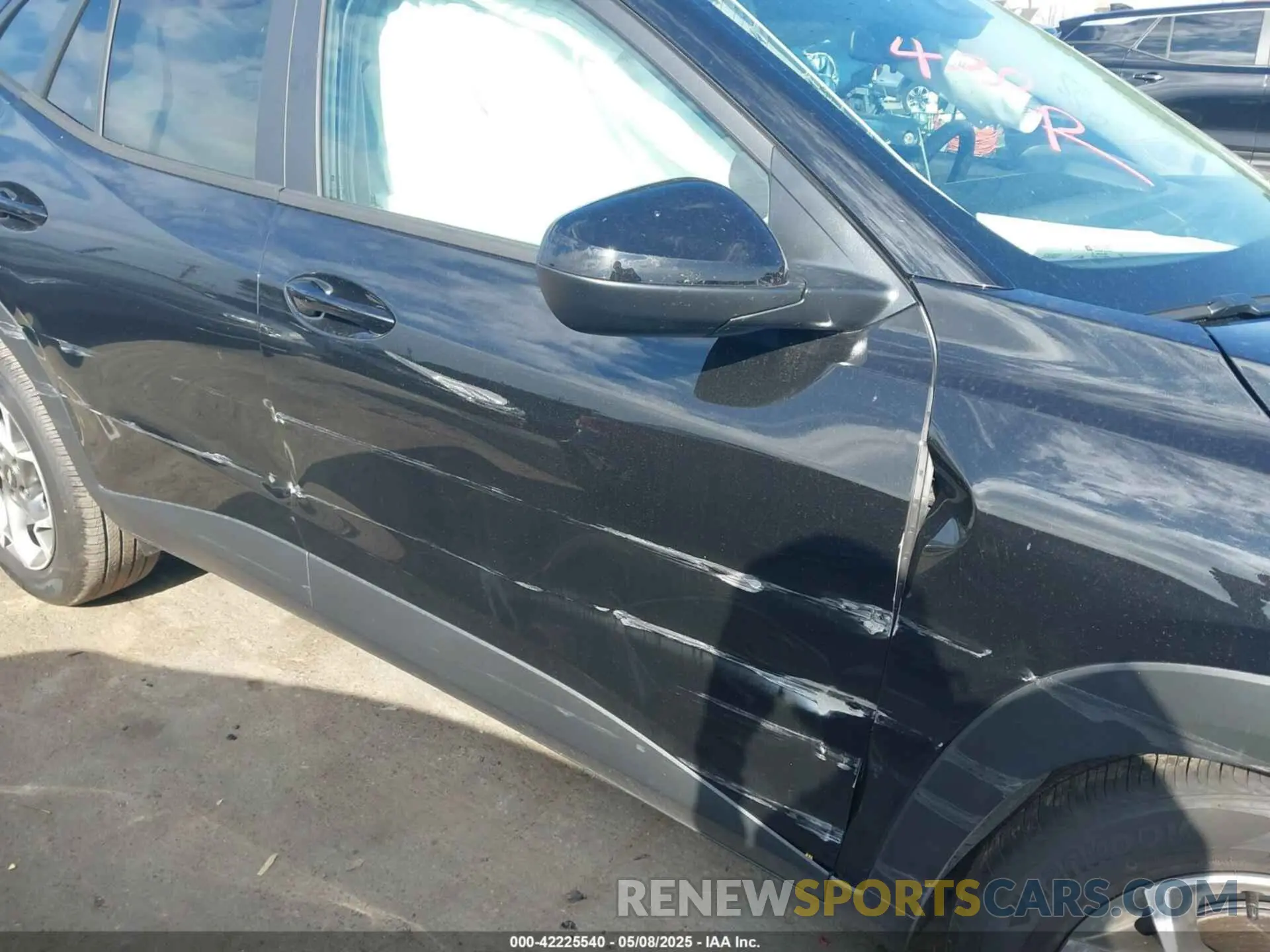 17 Photograph of a damaged car KL77LHEP1SC142916 CHEVROLET TRAX 2025
