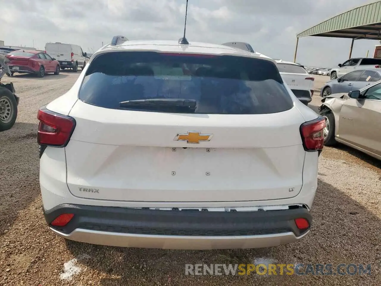 6 Photograph of a damaged car KL77LHEP1SC229604 CHEVROLET TRAX 2025