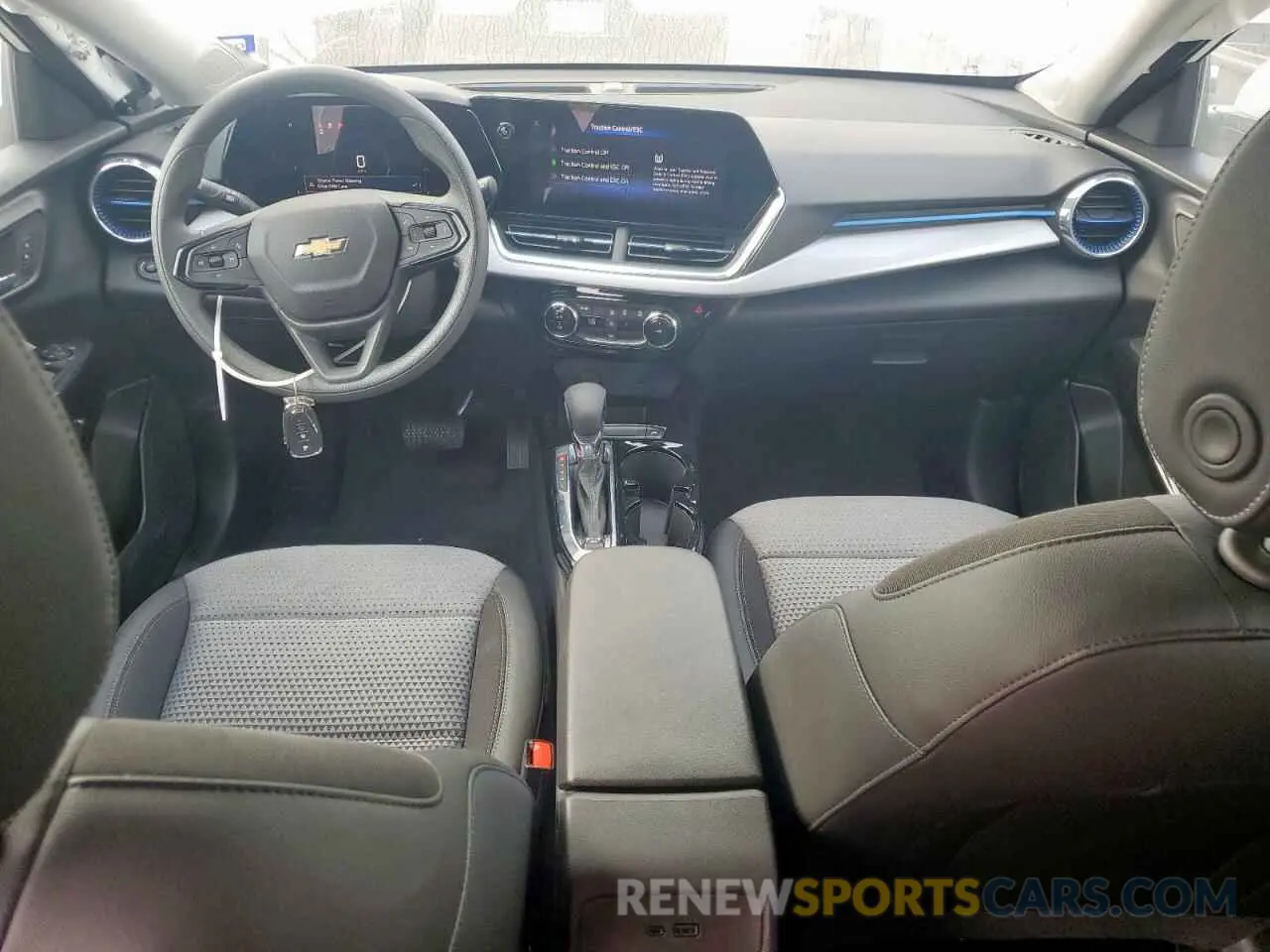 8 Photograph of a damaged car KL77LHEP1SC229604 CHEVROLET TRAX 2025