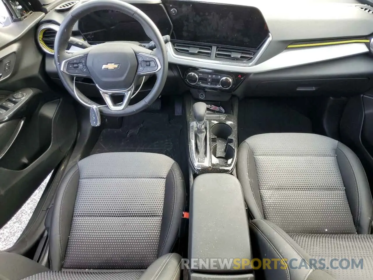 8 Photograph of a damaged car KL77LHEP2SC030917 CHEVROLET TRAX 2025