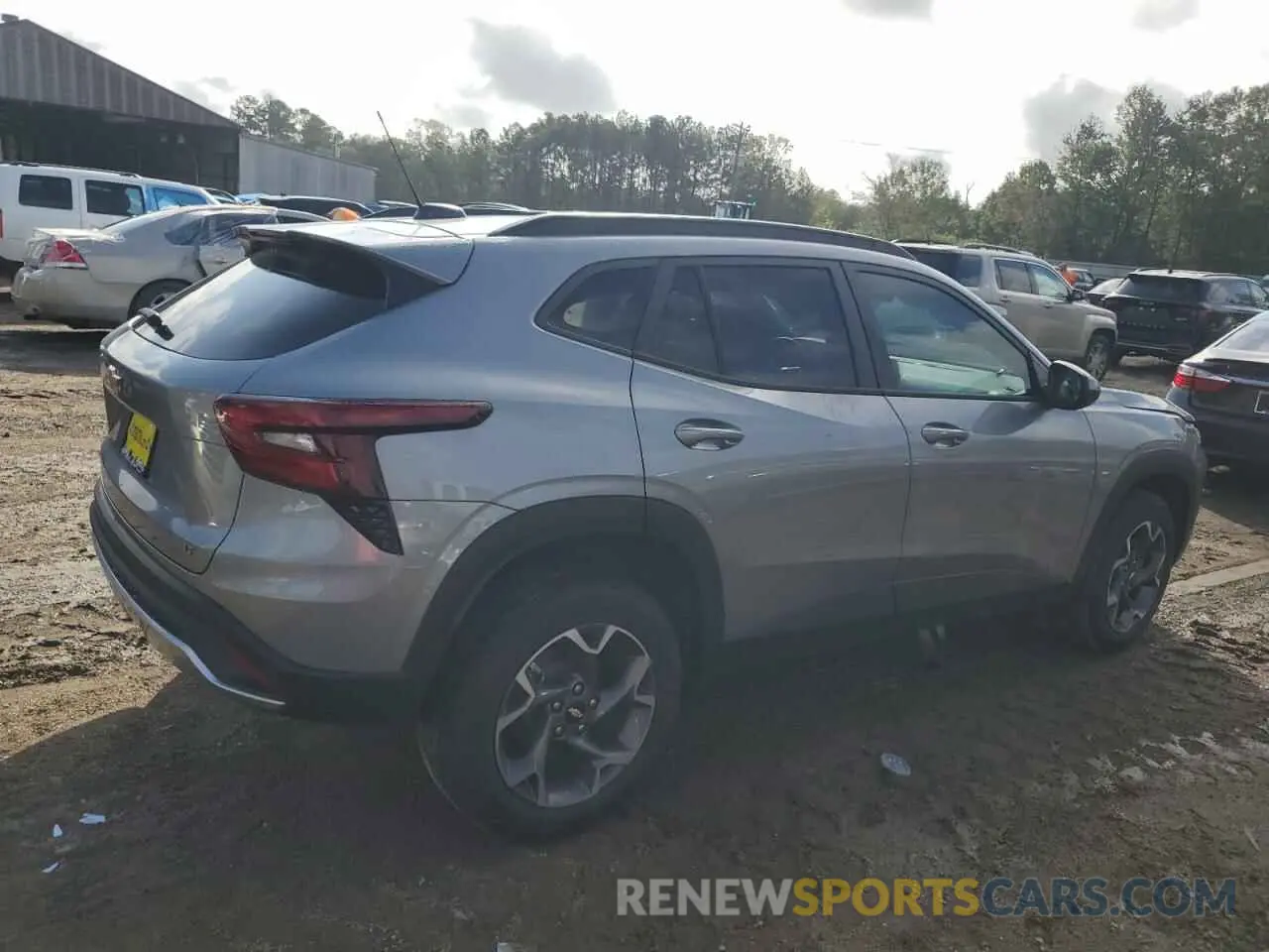 3 Photograph of a damaged car KL77LHEP2SC098361 CHEVROLET TRAX 2025