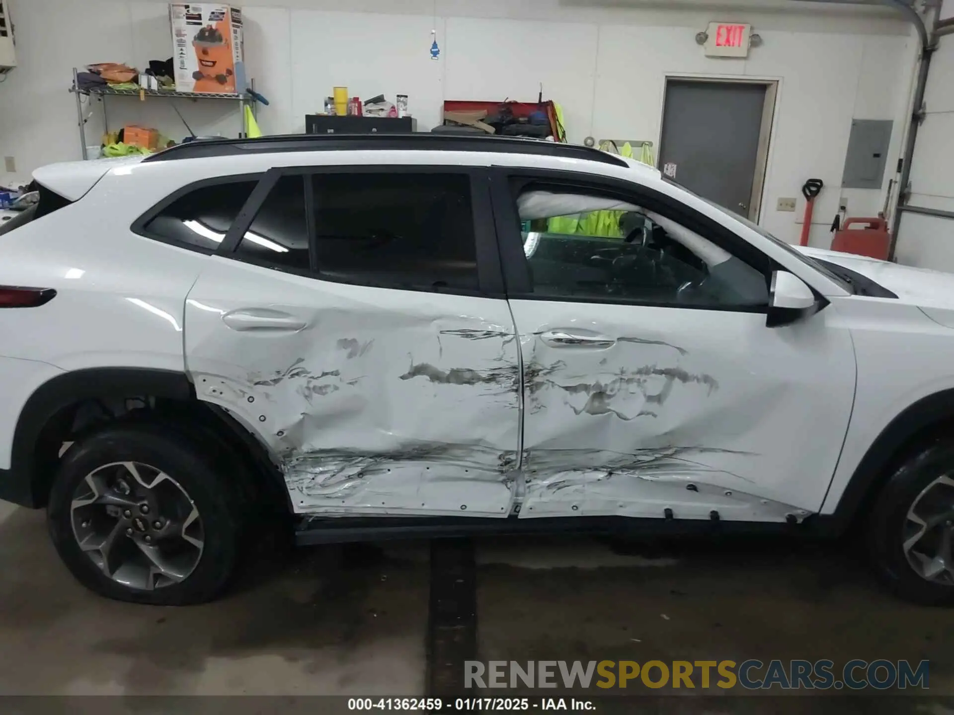 13 Photograph of a damaged car KL77LHEP2SC134923 CHEVROLET TRAX 2025
