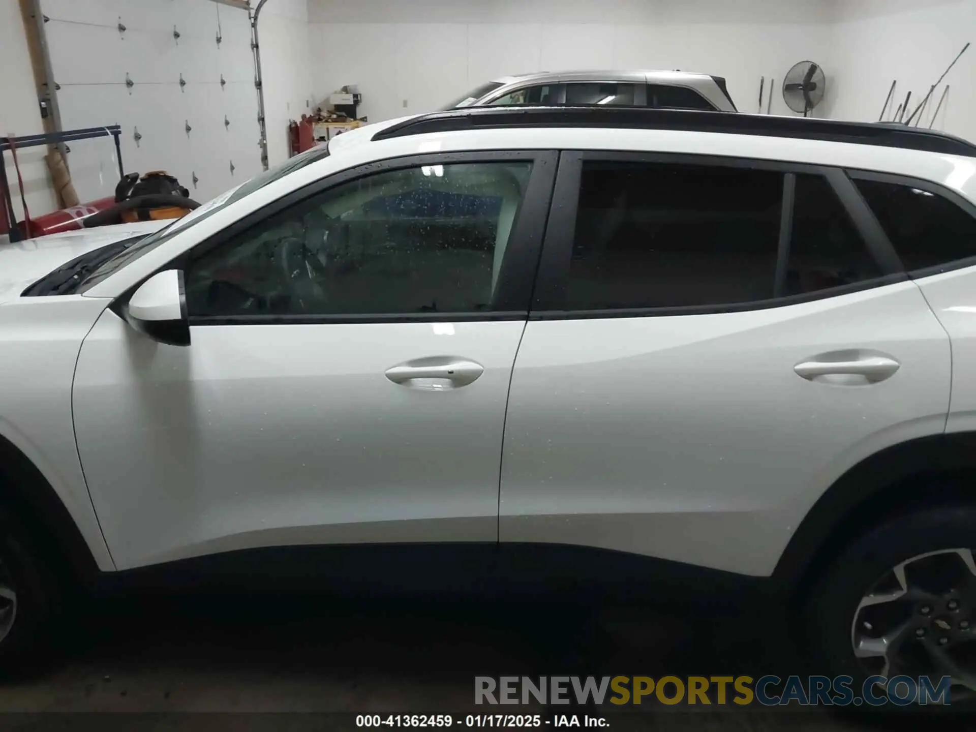 14 Photograph of a damaged car KL77LHEP2SC134923 CHEVROLET TRAX 2025
