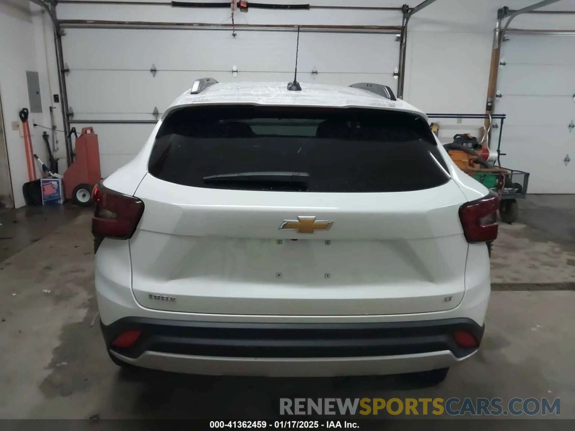 16 Photograph of a damaged car KL77LHEP2SC134923 CHEVROLET TRAX 2025
