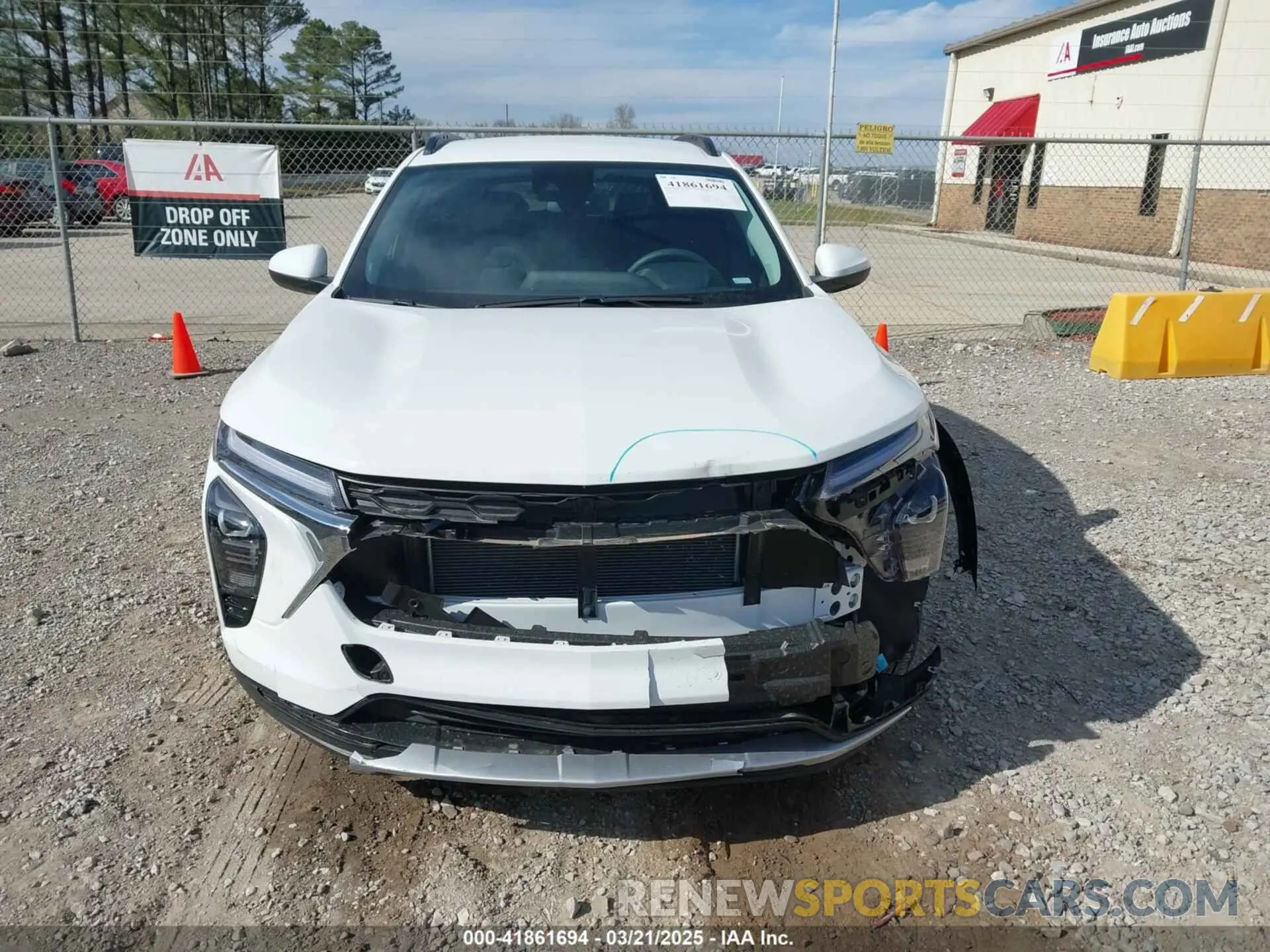 12 Photograph of a damaged car KL77LHEP2SC142830 CHEVROLET TRAX 2025
