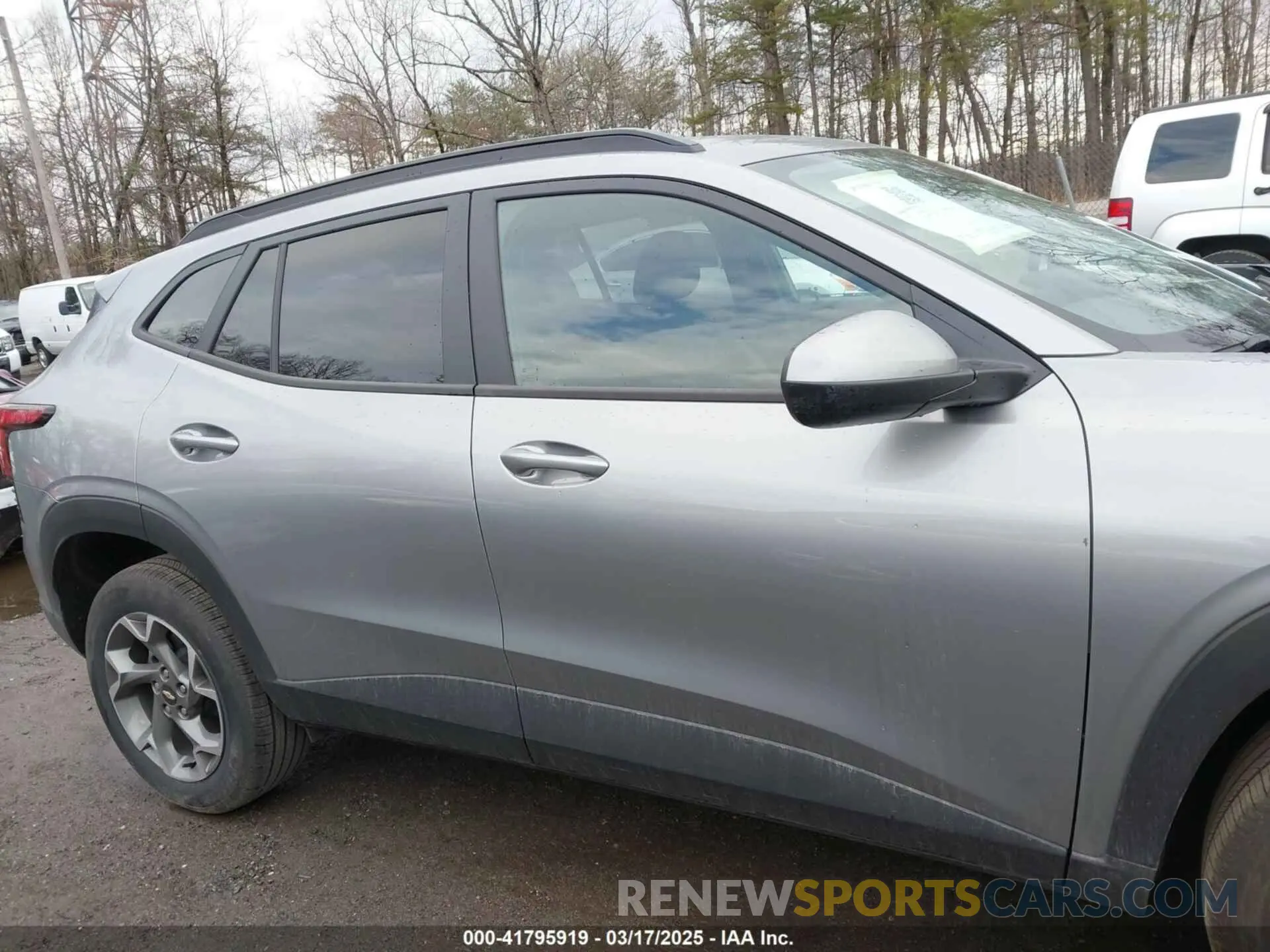 13 Photograph of a damaged car KL77LHEP2SC145792 CHEVROLET TRAX 2025
