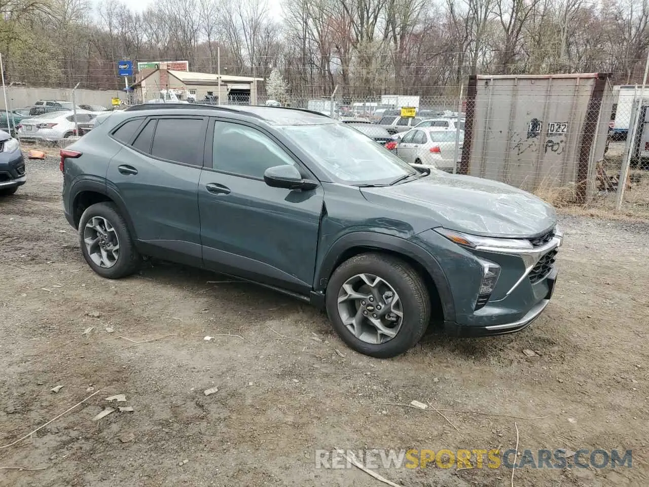 4 Photograph of a damaged car KL77LHEP2SC147073 CHEVROLET TRAX 2025