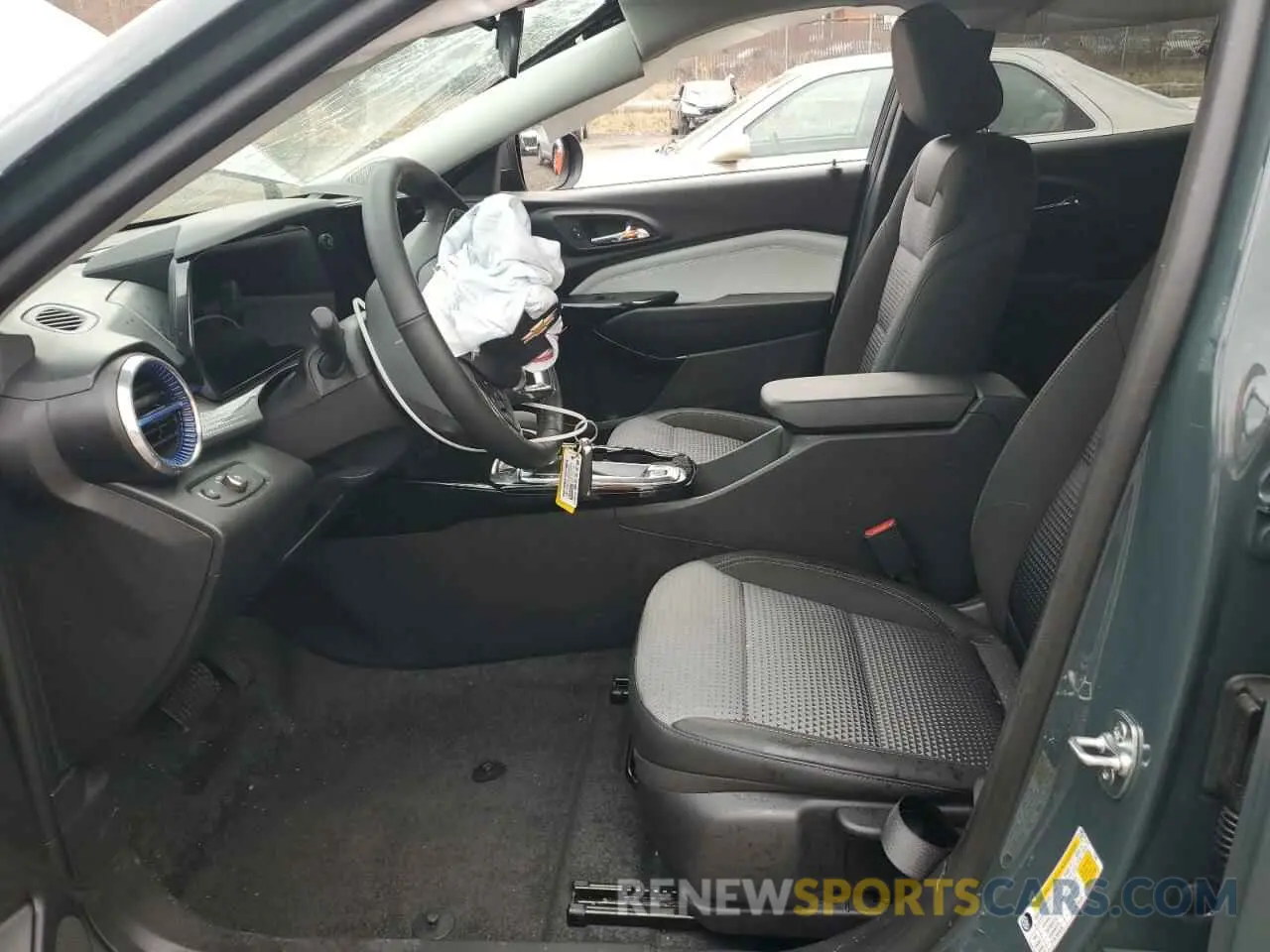 7 Photograph of a damaged car KL77LHEP2SC147073 CHEVROLET TRAX 2025
