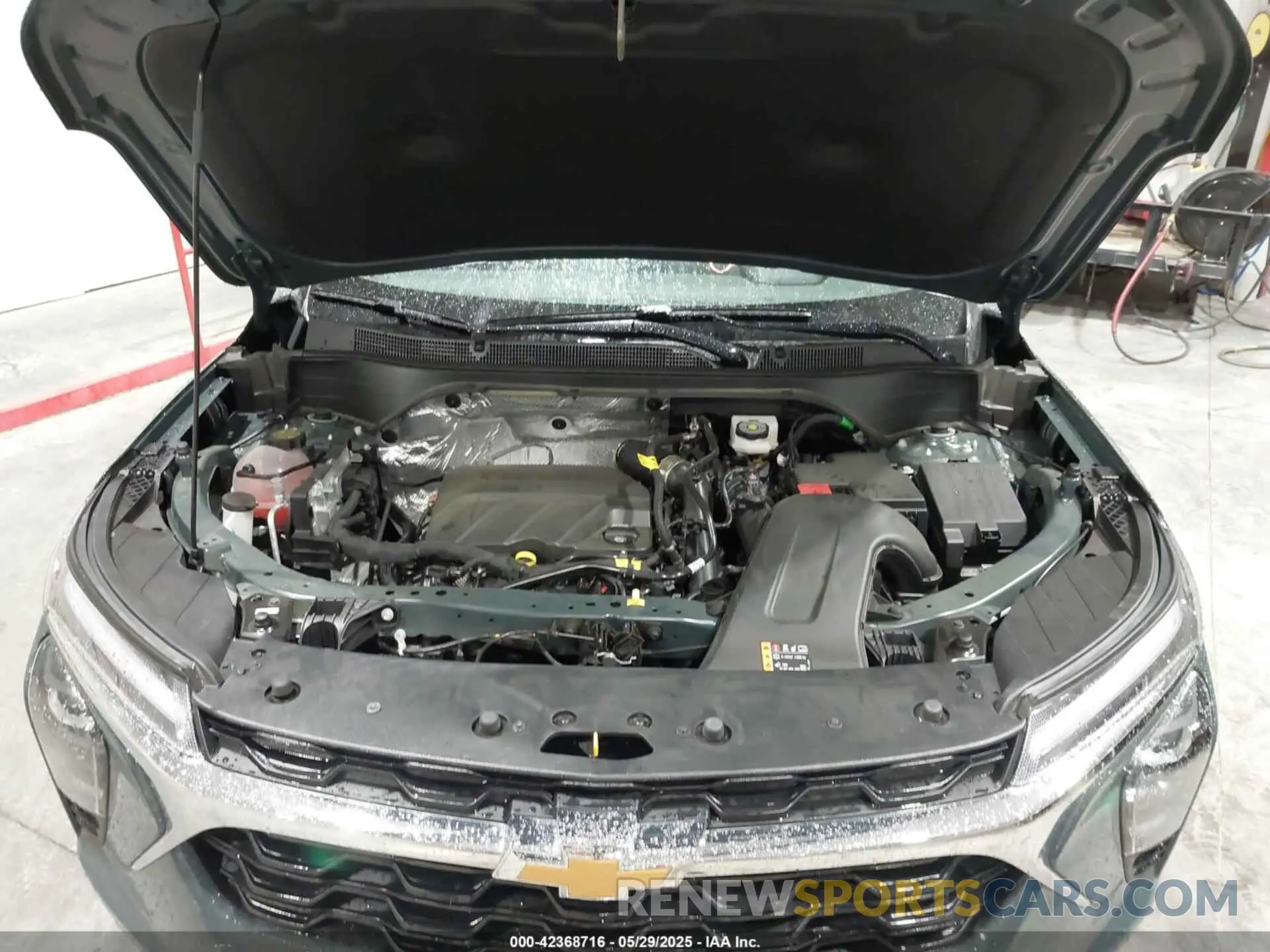 10 Photograph of a damaged car KL77LHEP2SC221818 CHEVROLET TRAX 2025