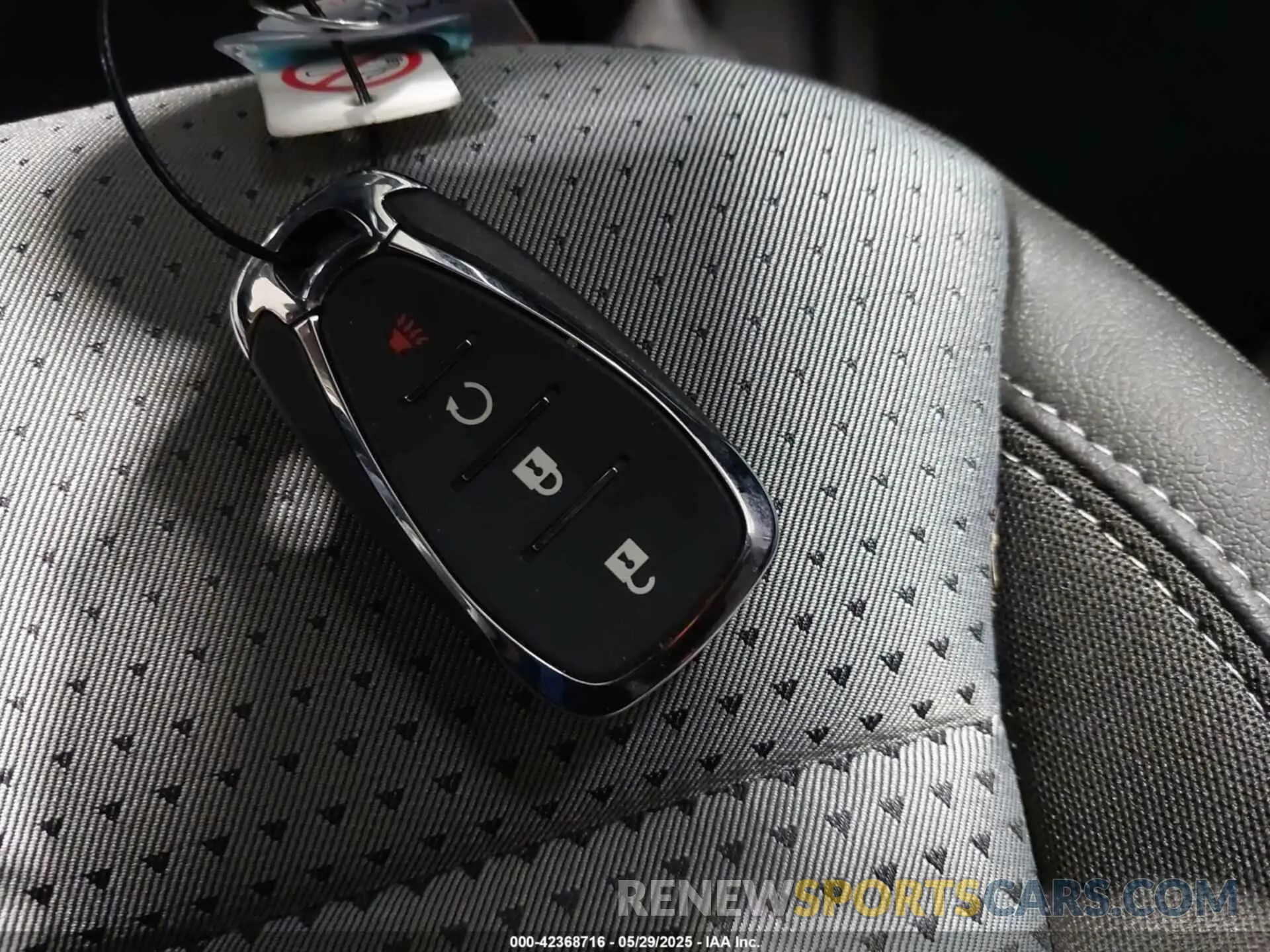 11 Photograph of a damaged car KL77LHEP2SC221818 CHEVROLET TRAX 2025