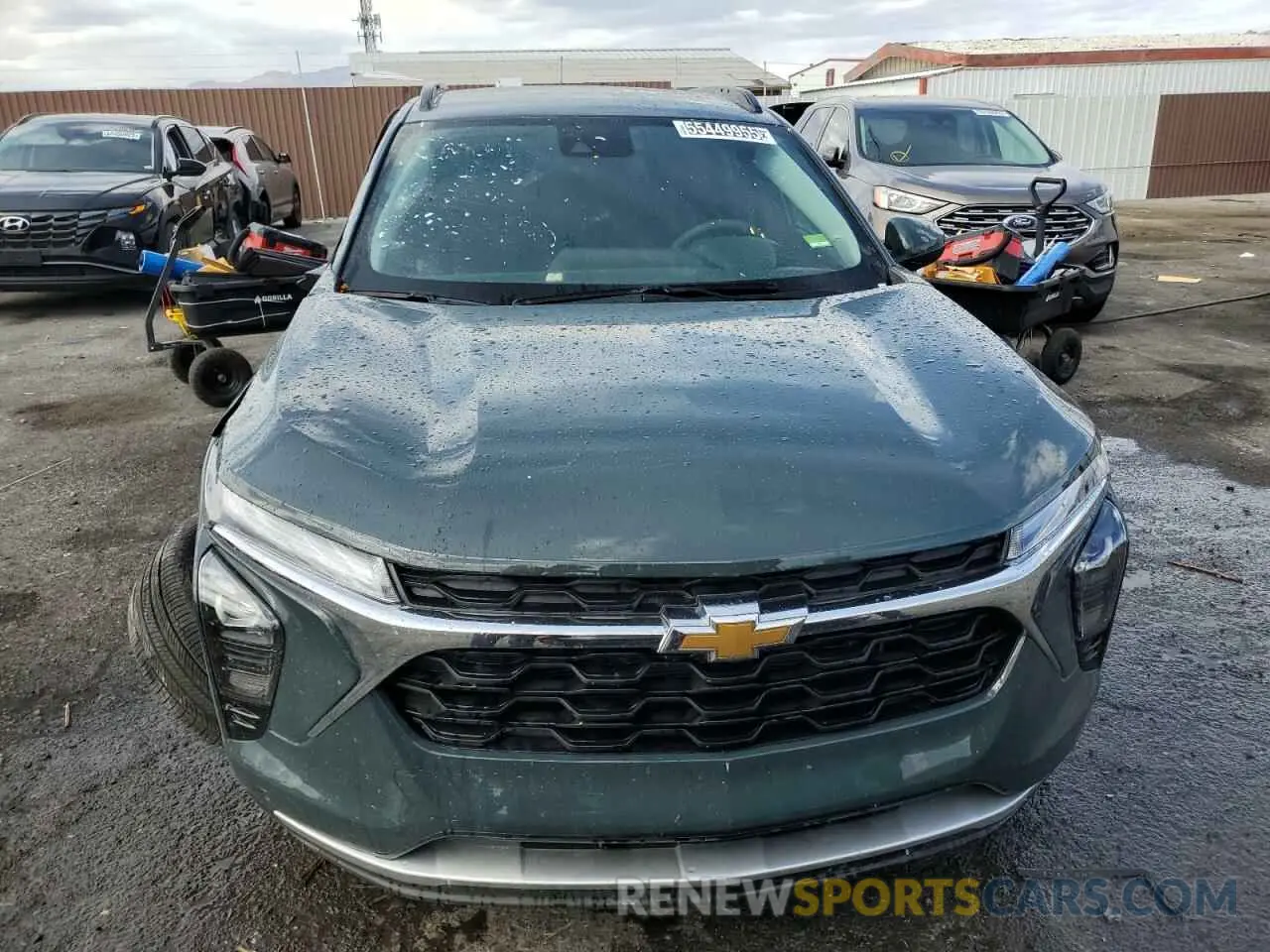 5 Photograph of a damaged car KL77LHEP2SC226968 CHEVROLET TRAX 2025