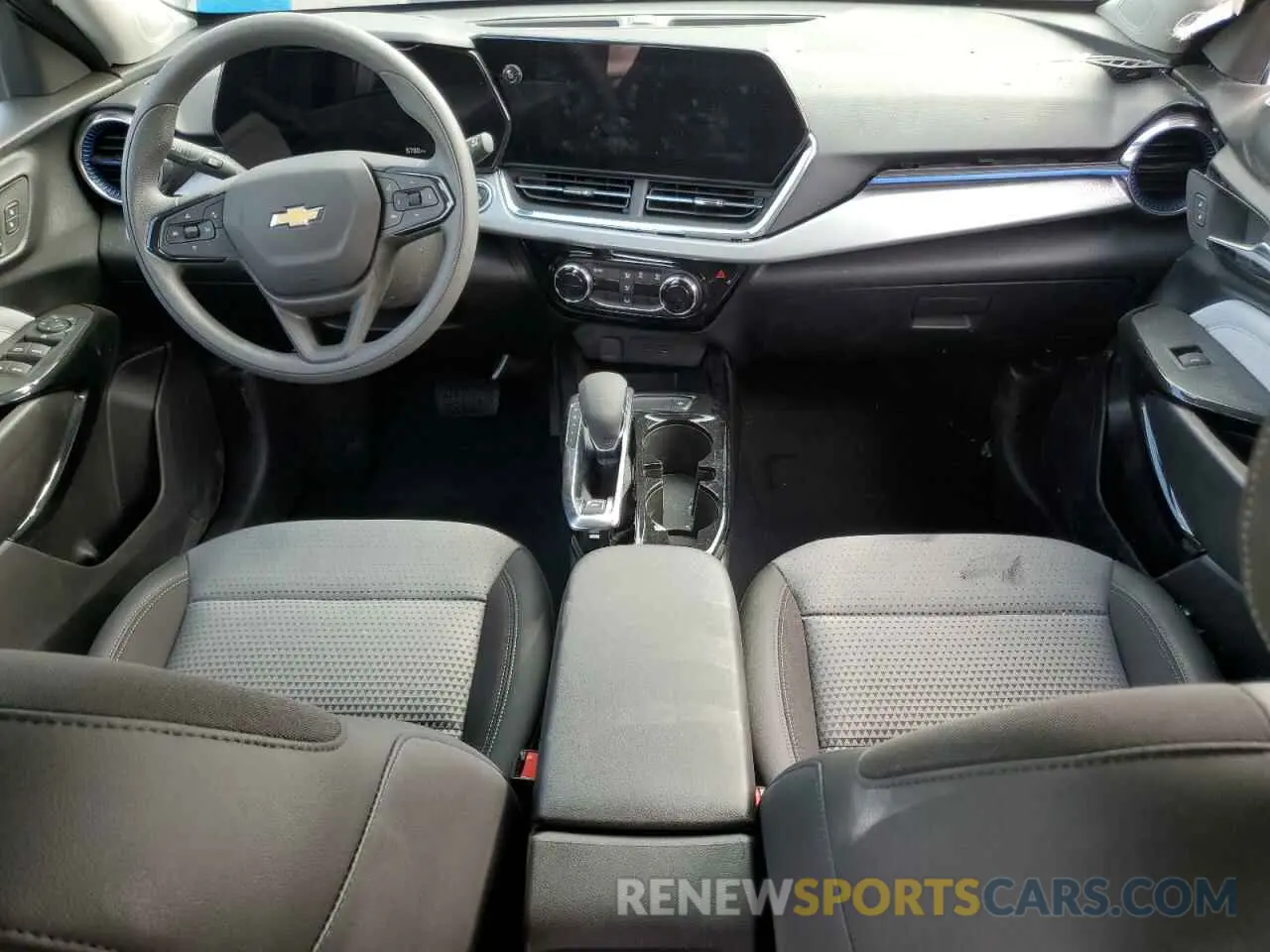 8 Photograph of a damaged car KL77LHEP2SC226968 CHEVROLET TRAX 2025