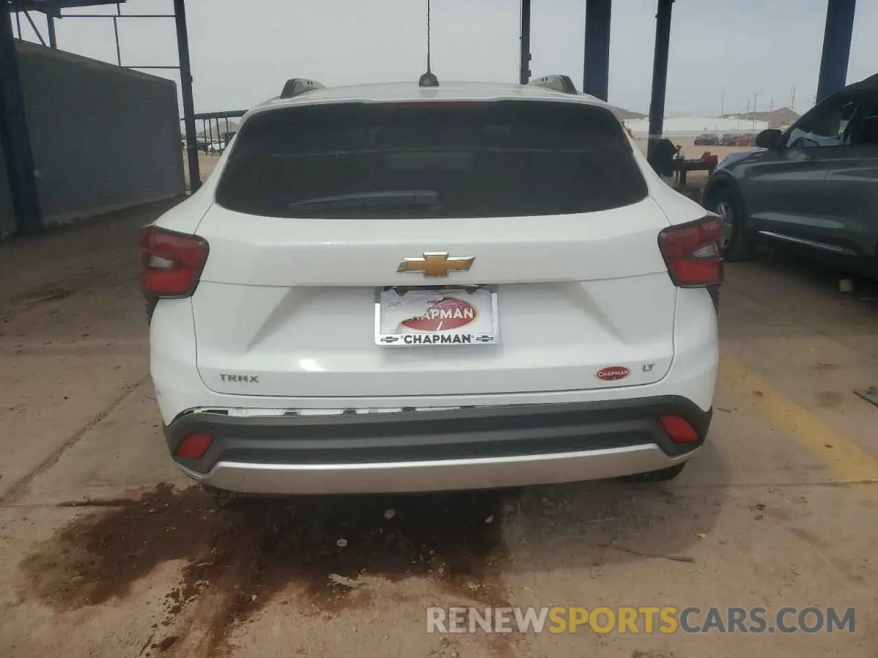 6 Photograph of a damaged car KL77LHEP3SC058743 CHEVROLET TRAX 2025