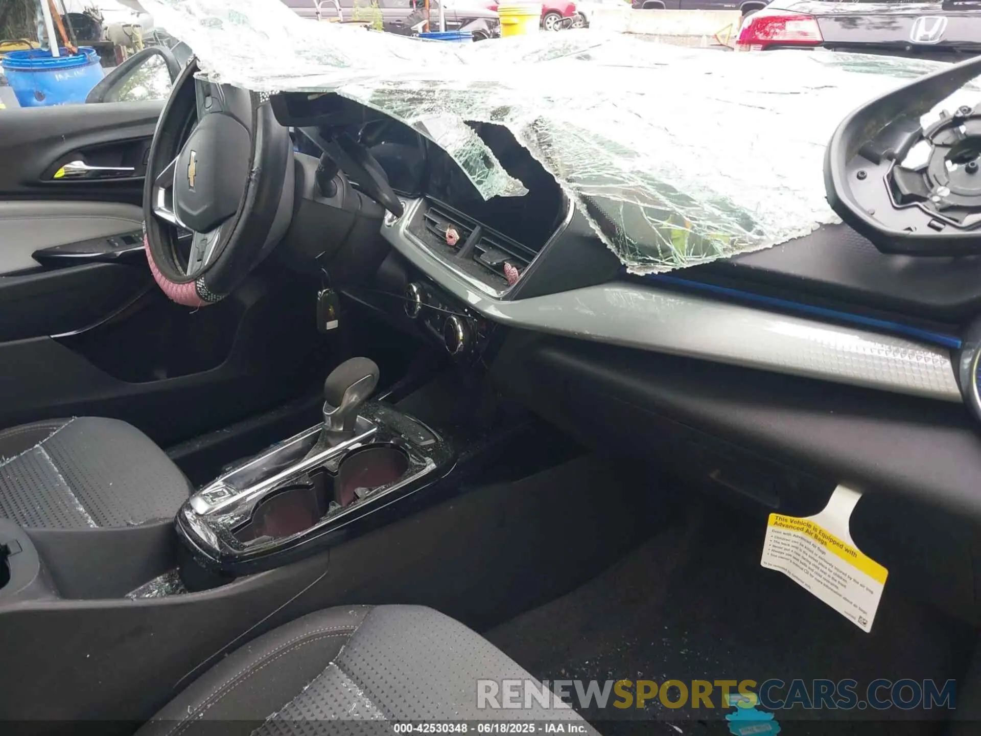 5 Photograph of a damaged car KL77LHEP3SC109092 CHEVROLET TRAX 2025