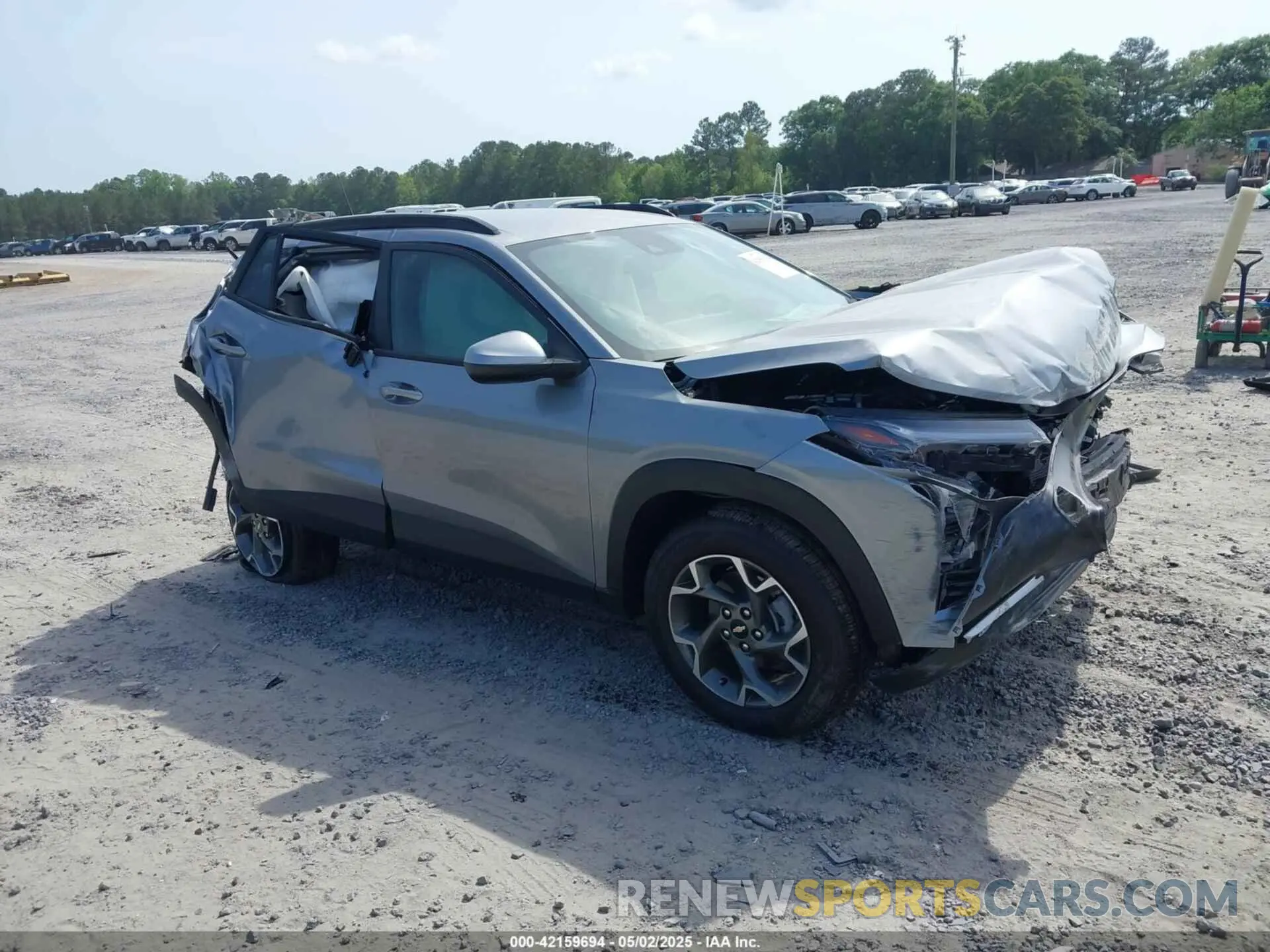 1 Photograph of a damaged car KL77LHEP3SC220497 CHEVROLET TRAX 2025