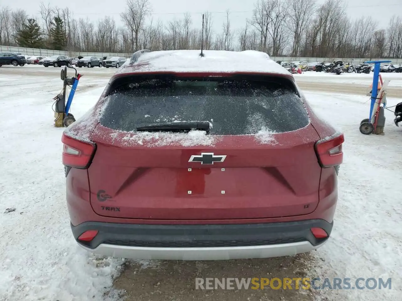 6 Photograph of a damaged car KL77LHEP4SC019837 CHEVROLET TRAX 2025