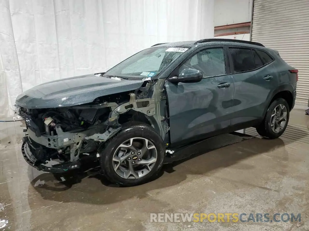 1 Photograph of a damaged car KL77LHEP4SC085059 CHEVROLET TRAX 2025
