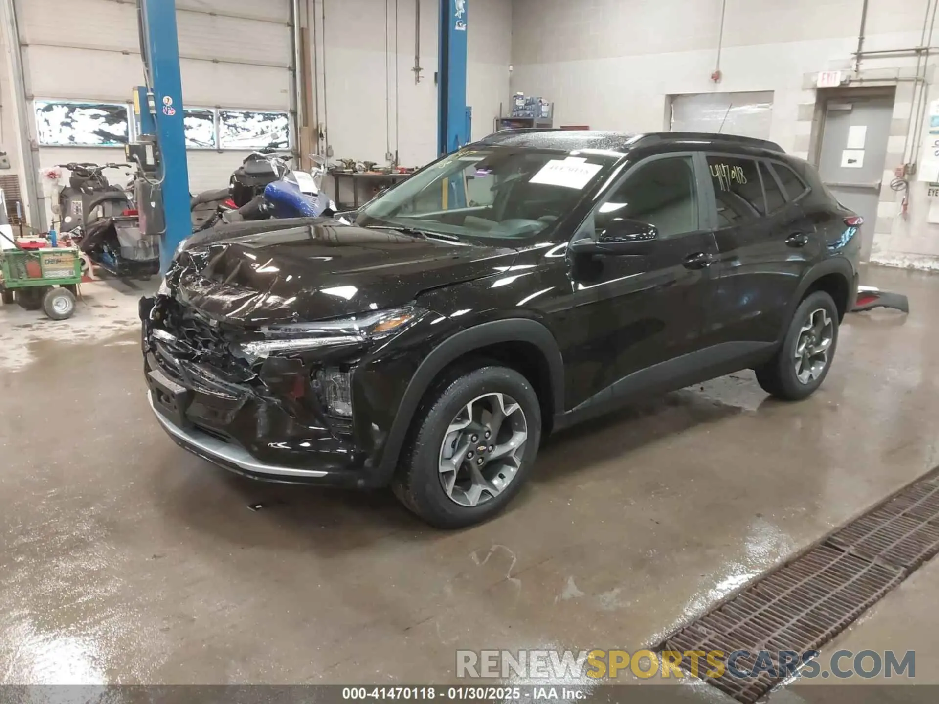 2 Photograph of a damaged car KL77LHEP4SC129934 CHEVROLET TRAX 2025