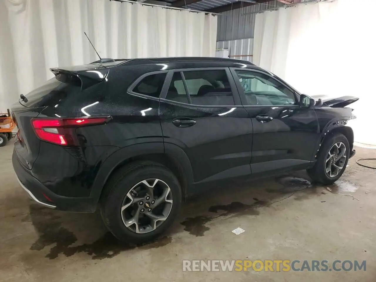 3 Photograph of a damaged car KL77LHEP4SC167423 CHEVROLET TRAX 2025
