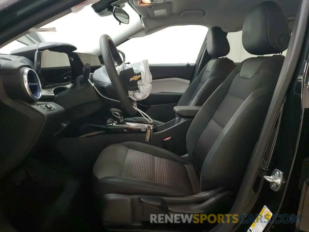 7 Photograph of a damaged car KL77LHEP4SC167423 CHEVROLET TRAX 2025