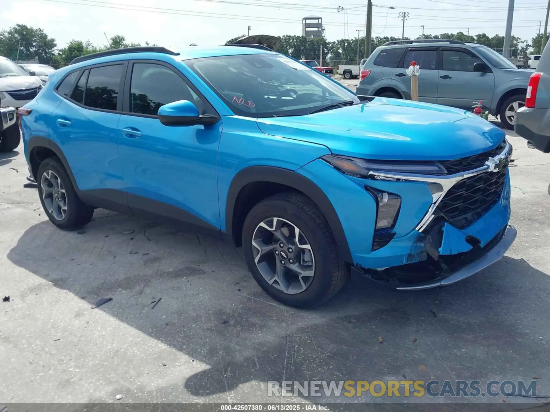 1 Photograph of a damaged car KL77LHEP4SC203207 CHEVROLET TRAX 2025