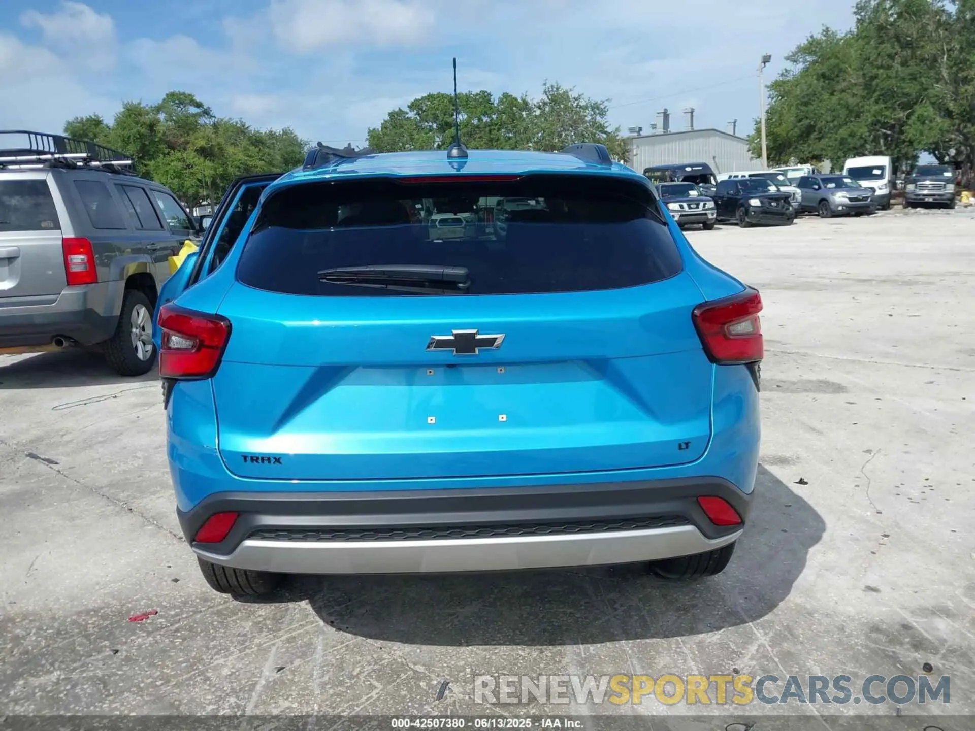 15 Photograph of a damaged car KL77LHEP4SC203207 CHEVROLET TRAX 2025