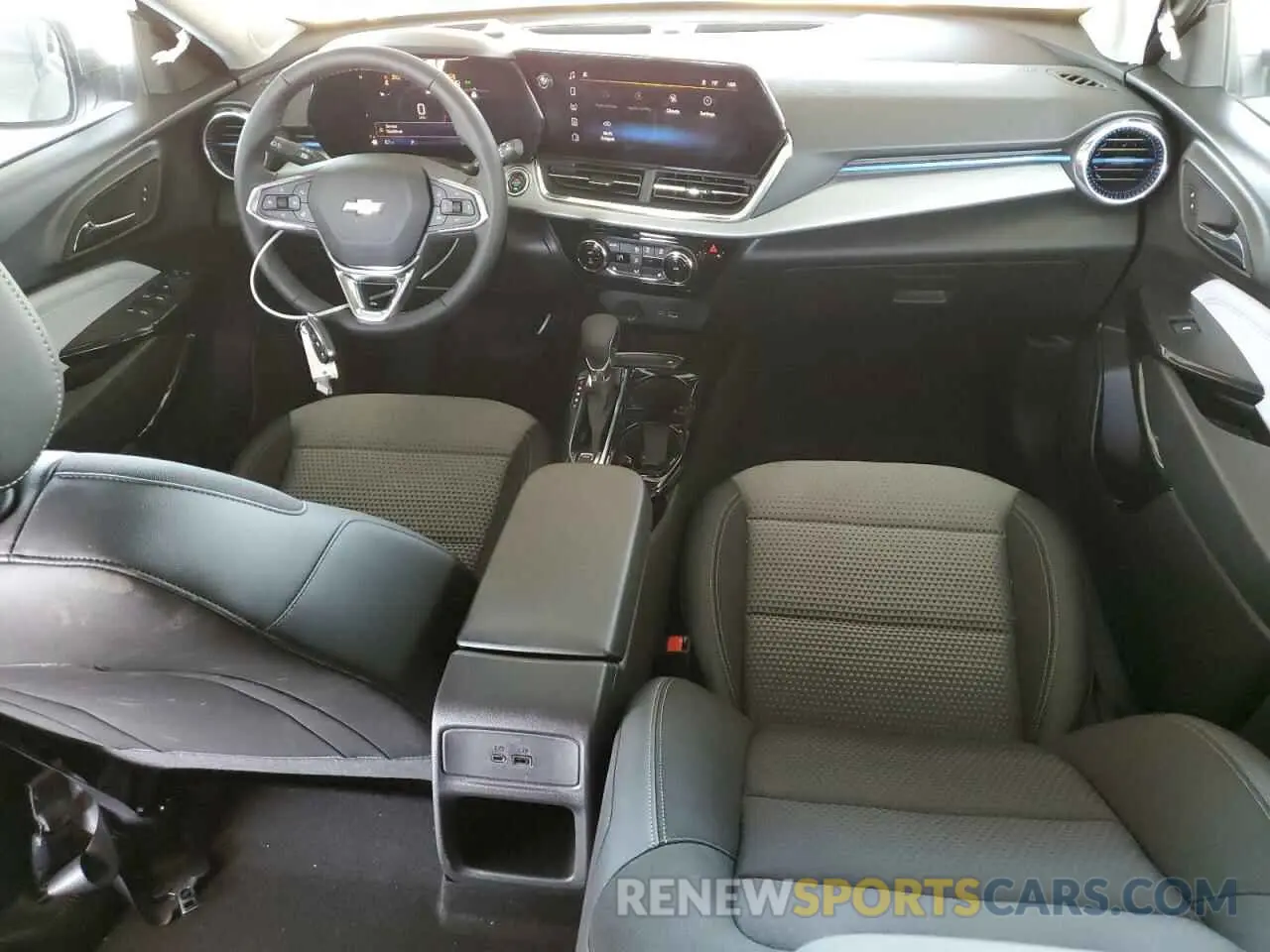 8 Photograph of a damaged car KL77LHEP4SC239561 CHEVROLET TRAX 2025