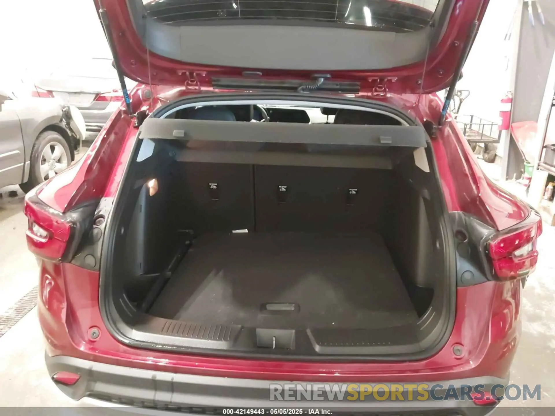 17 Photograph of a damaged car KL77LHEP5SC006868 CHEVROLET TRAX 2025