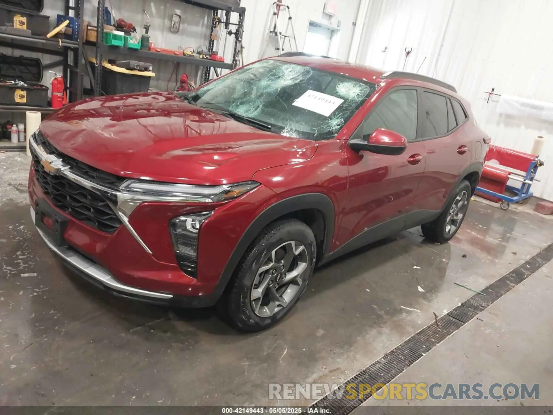 2 Photograph of a damaged car KL77LHEP5SC006868 CHEVROLET TRAX 2025