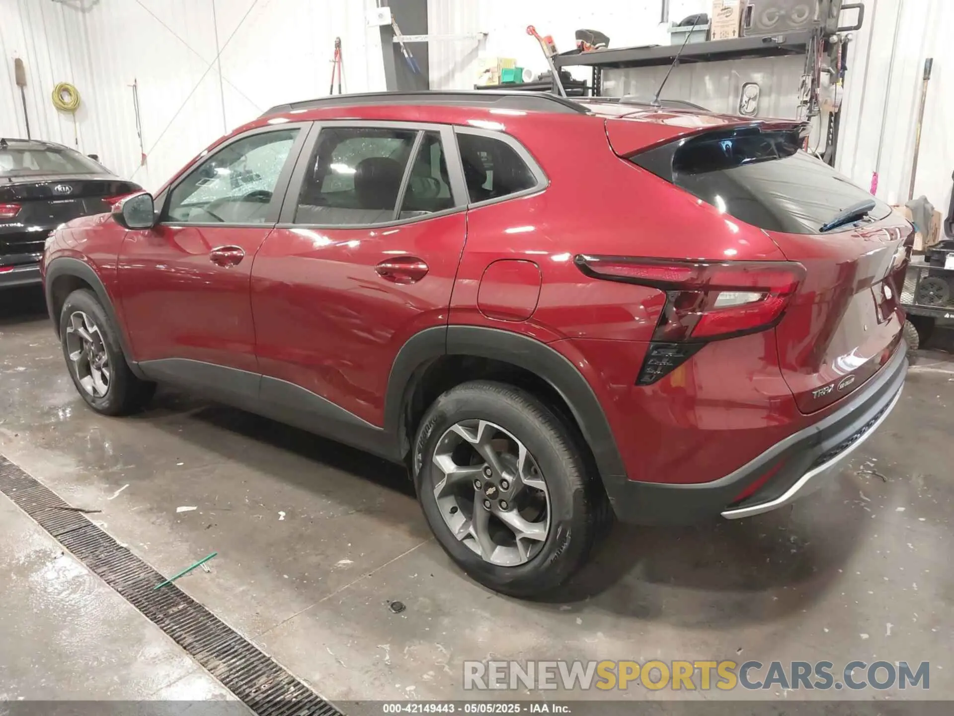 3 Photograph of a damaged car KL77LHEP5SC006868 CHEVROLET TRAX 2025