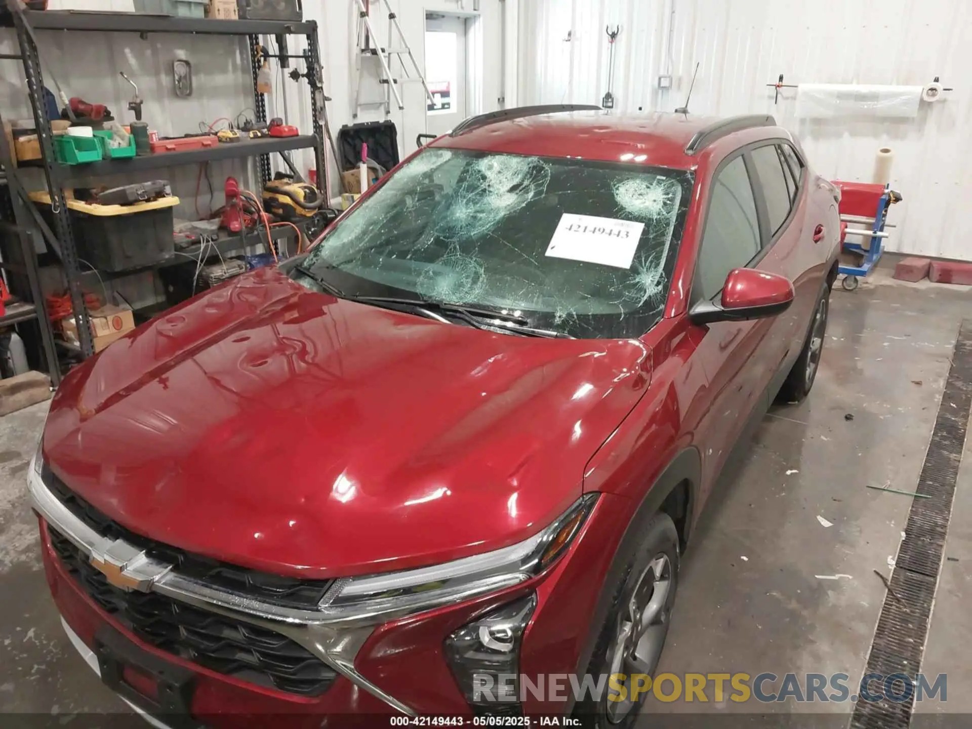 6 Photograph of a damaged car KL77LHEP5SC006868 CHEVROLET TRAX 2025