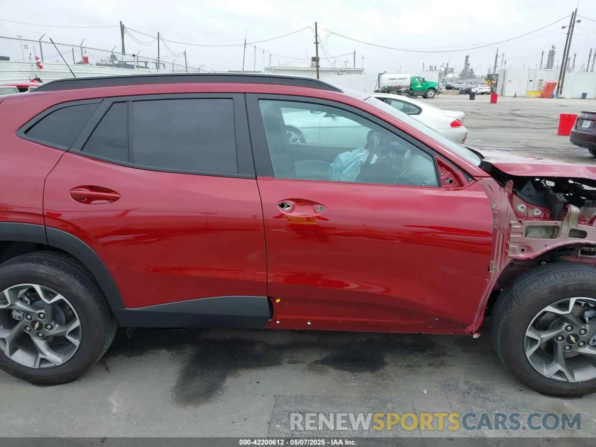 14 Photograph of a damaged car KL77LHEP5SC041975 CHEVROLET TRAX 2025