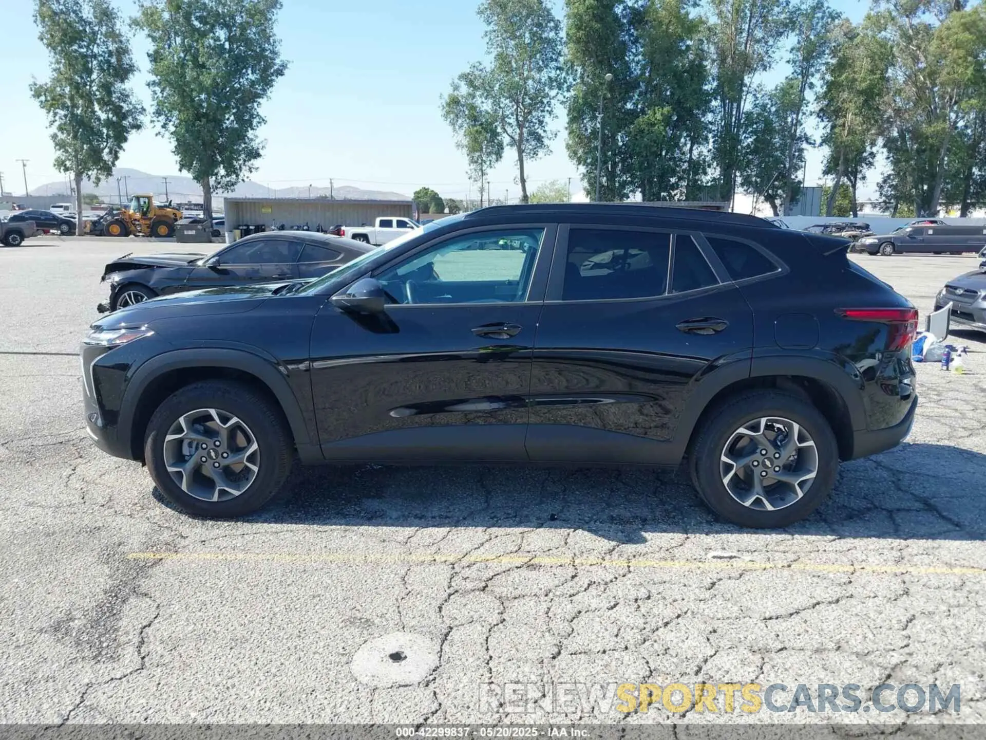 14 Photograph of a damaged car KL77LHEP5SC085846 CHEVROLET TRAX 2025