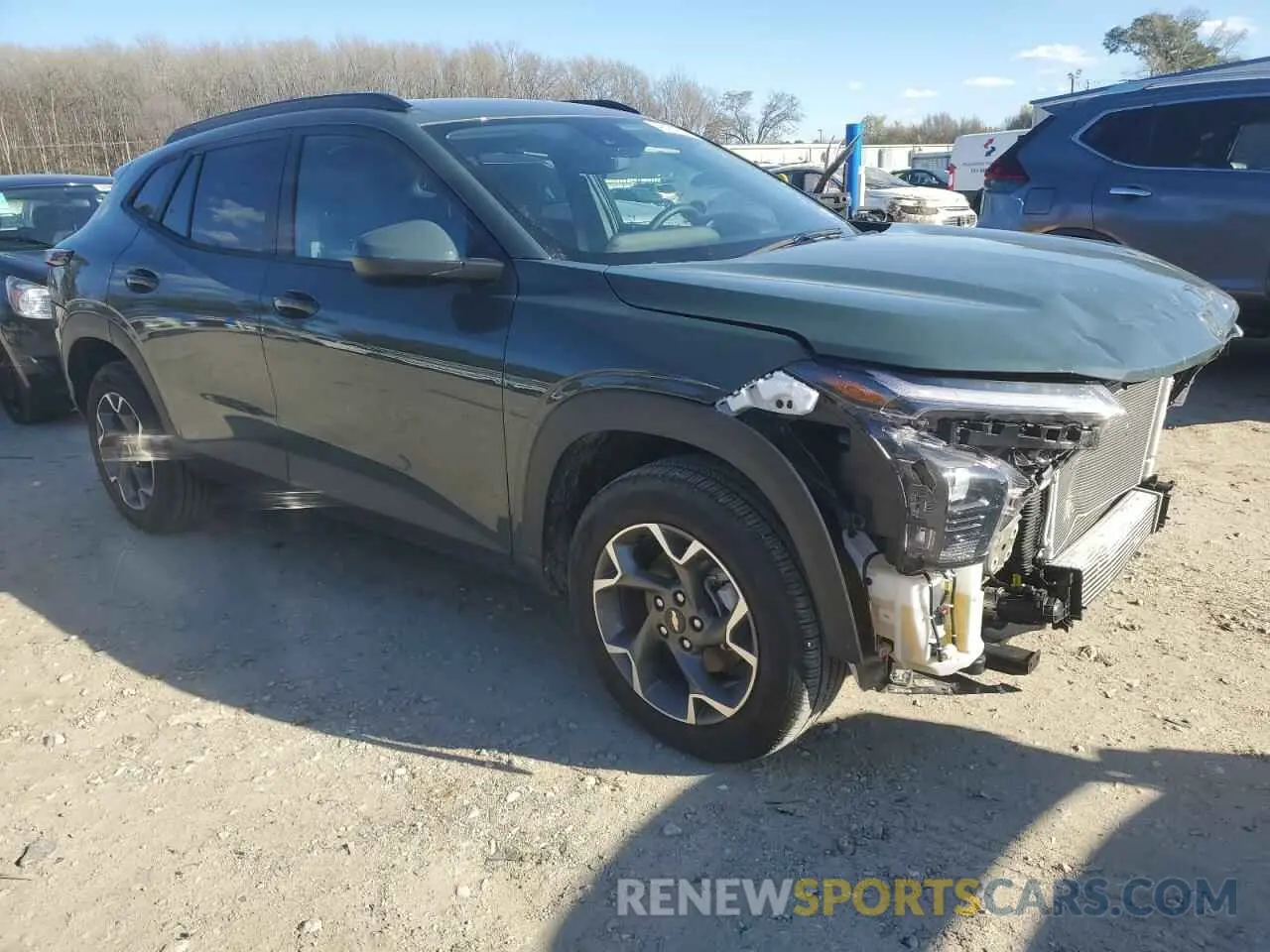 4 Photograph of a damaged car KL77LHEP5SC089251 CHEVROLET TRAX 2025