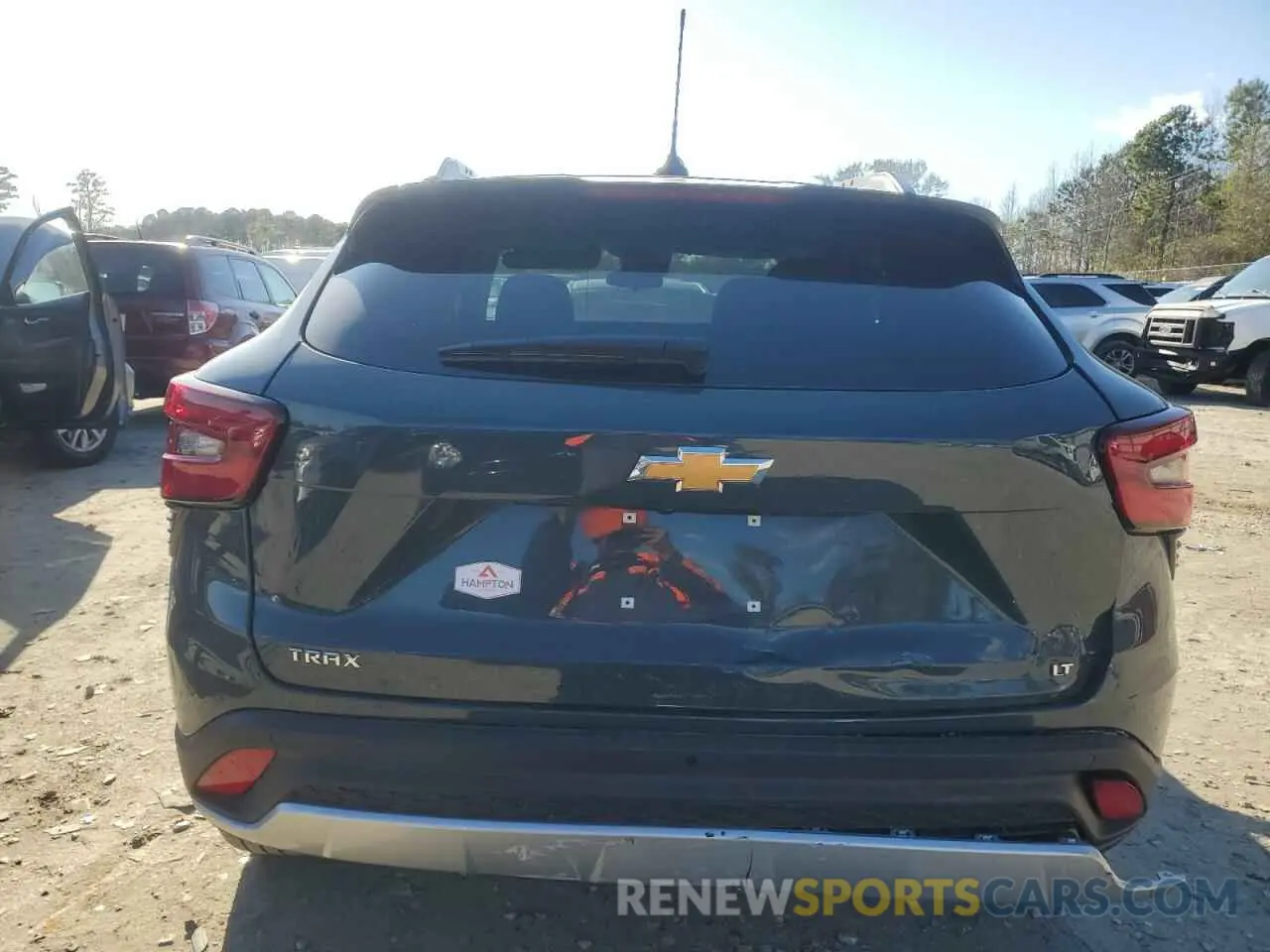6 Photograph of a damaged car KL77LHEP5SC089251 CHEVROLET TRAX 2025
