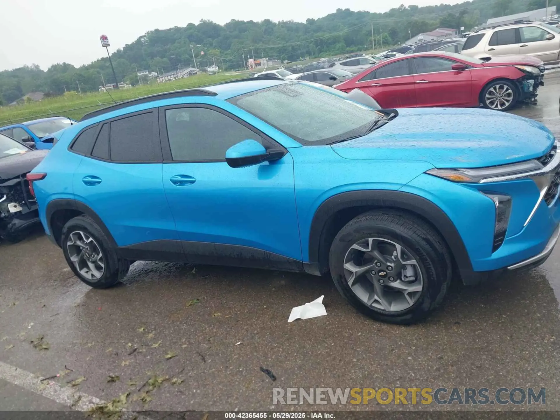 13 Photograph of a damaged car KL77LHEP5SC108803 CHEVROLET TRAX 2025
