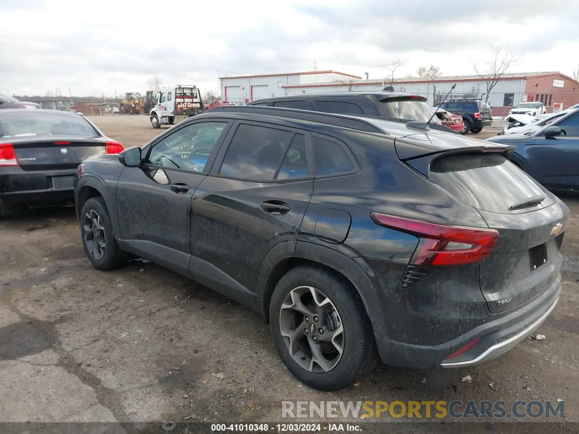 3 Photograph of a damaged car KL77LHEP5SC122099 CHEVROLET TRAX 2025