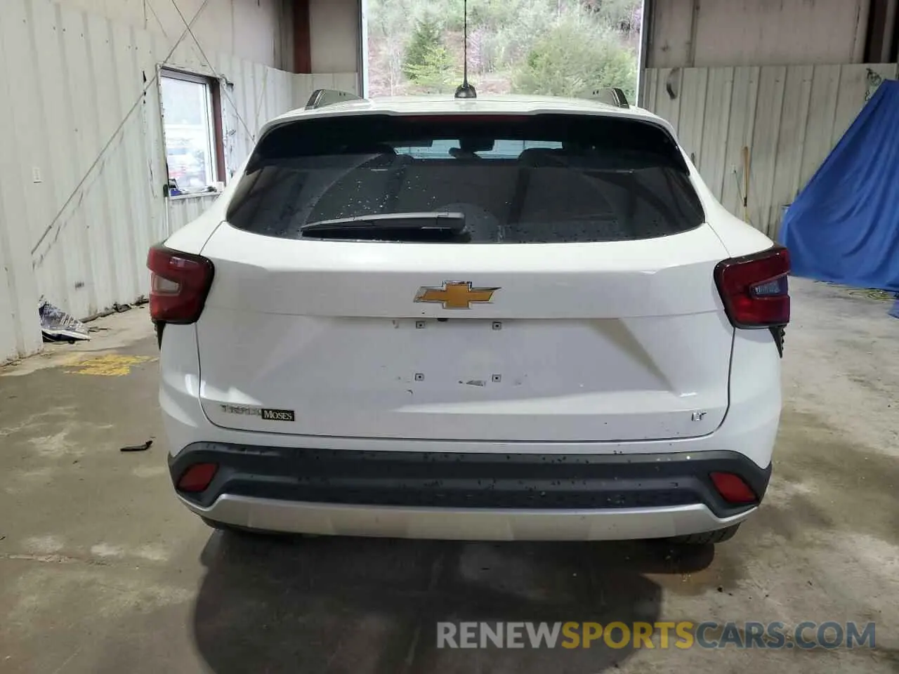 6 Photograph of a damaged car KL77LHEP5SC131157 CHEVROLET TRAX 2025