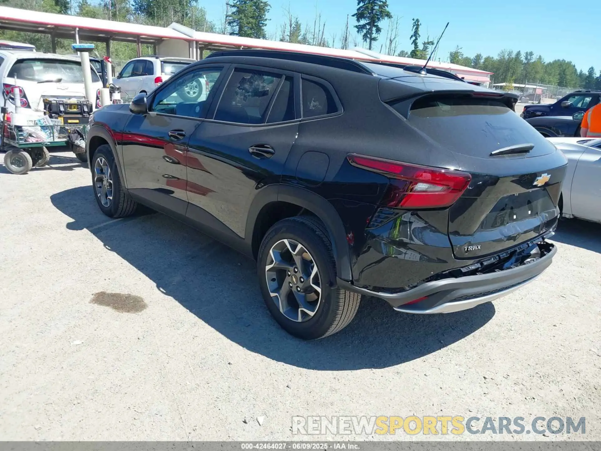 3 Photograph of a damaged car KL77LHEP5SC230688 CHEVROLET TRAX 2025