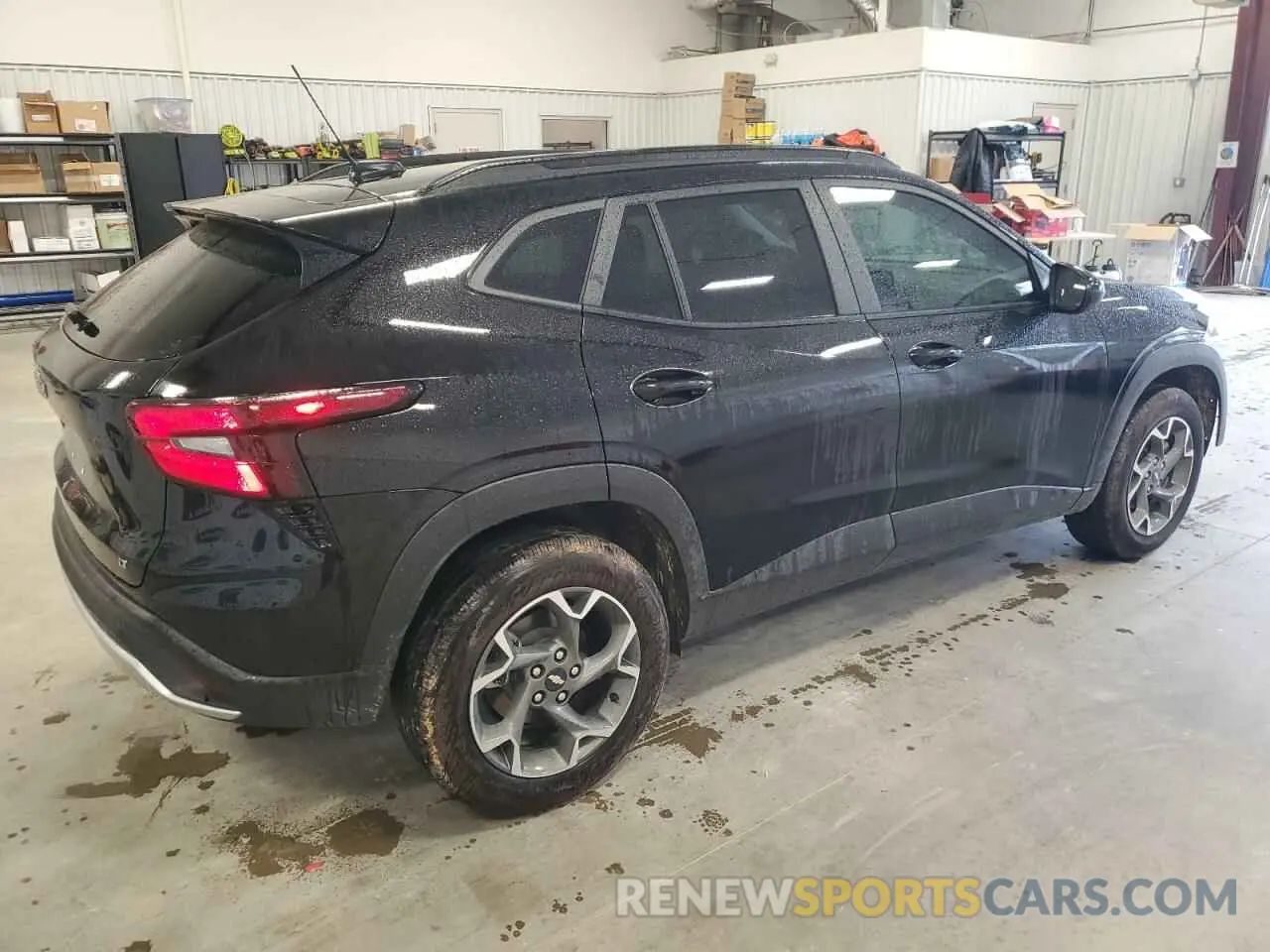 3 Photograph of a damaged car KL77LHEP6SC017877 CHEVROLET TRAX 2025