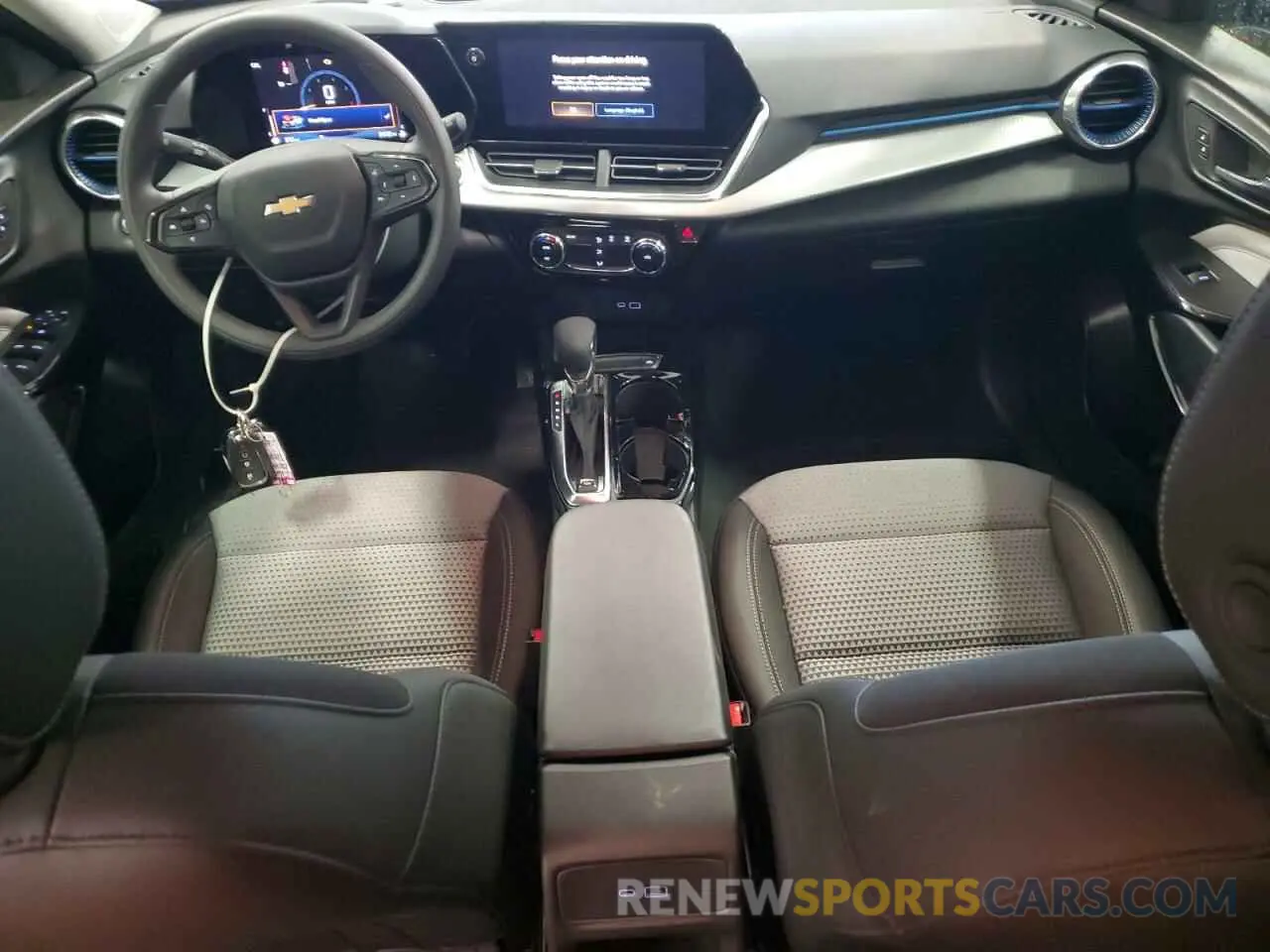 8 Photograph of a damaged car KL77LHEP6SC017877 CHEVROLET TRAX 2025
