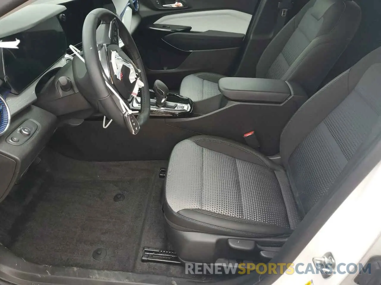 7 Photograph of a damaged car KL77LHEP6SC062835 CHEVROLET TRAX 2025